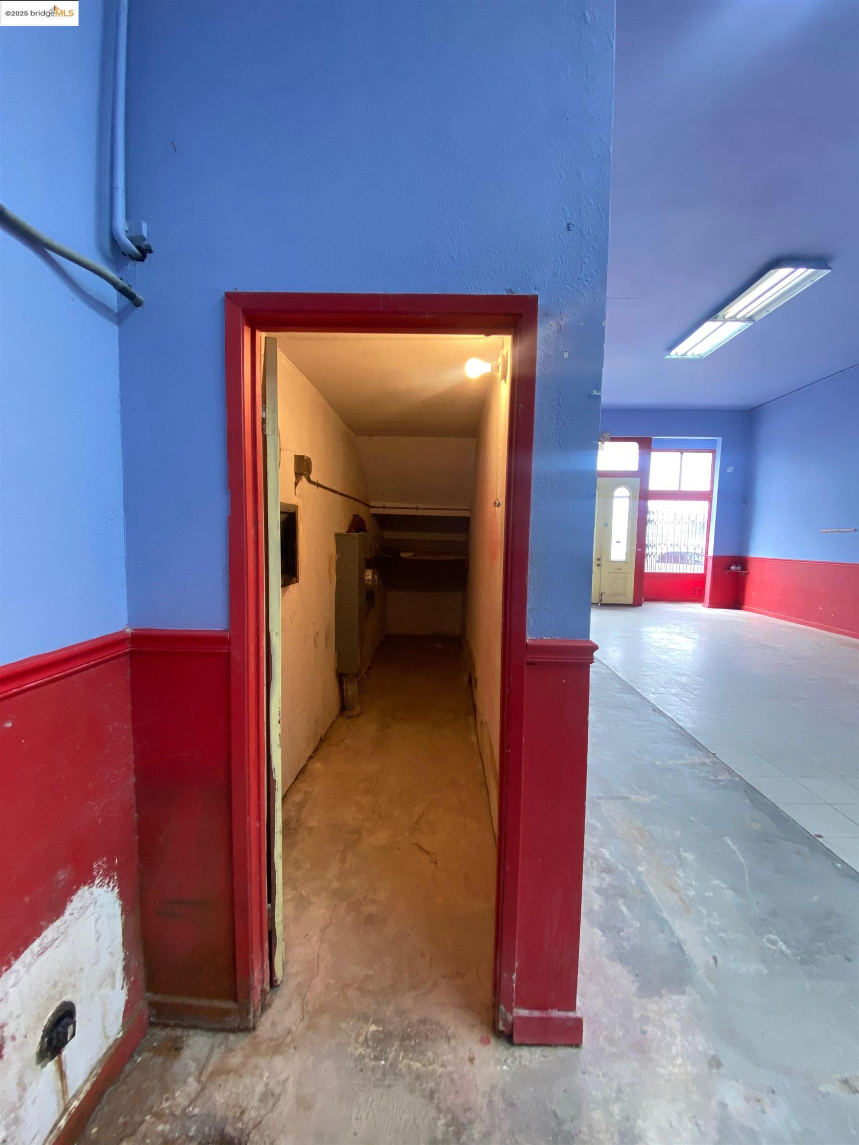 Detail Gallery Image 21 of 25 For 1138 E 12th St., Oakland,  CA 94606 - – Beds | – Baths