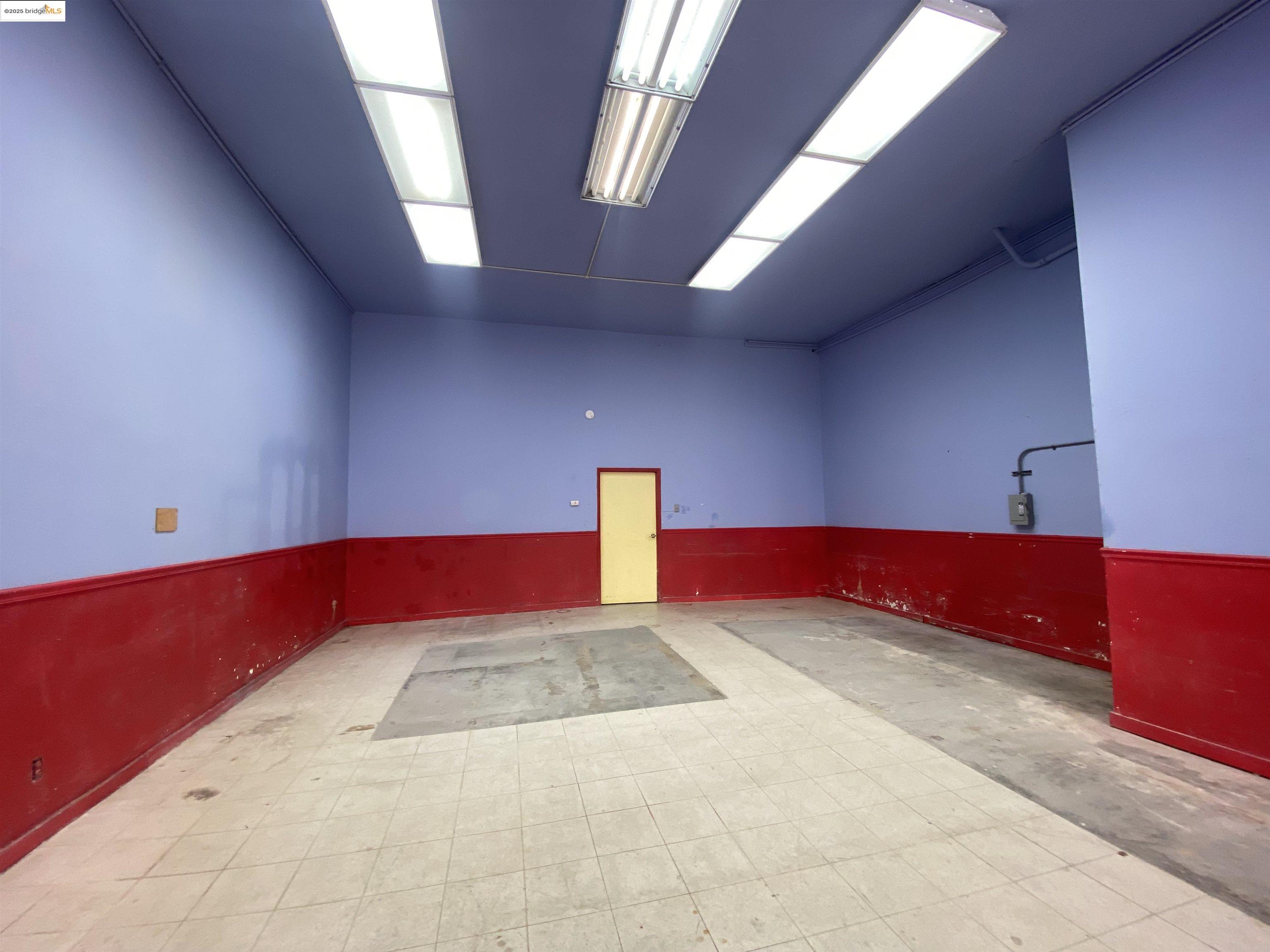 Detail Gallery Image 22 of 25 For 1138 E 12th St., Oakland,  CA 94606 - – Beds | – Baths