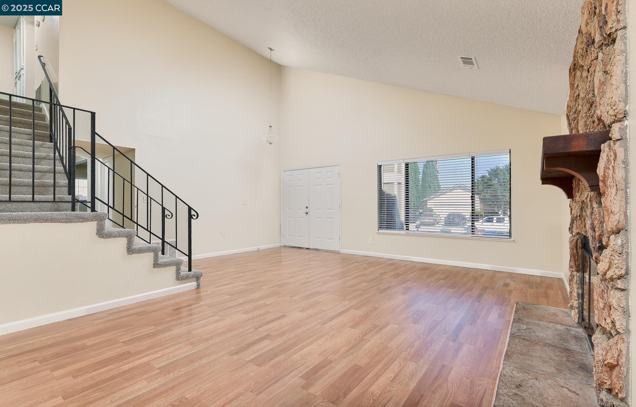 Detail Gallery Image 14 of 24 For 2126 Mendocino Dr, Bay Point,  CA 94565 - 3 Beds | 2/1 Baths