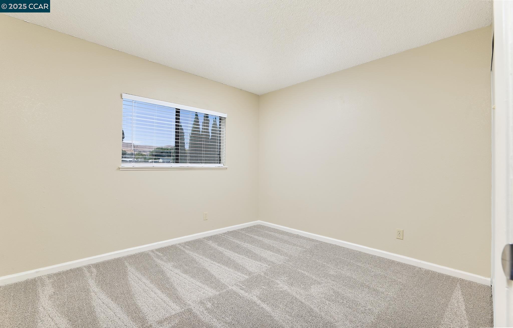 Detail Gallery Image 17 of 24 For 2126 Mendocino Dr, Bay Point,  CA 94565 - 3 Beds | 2/1 Baths