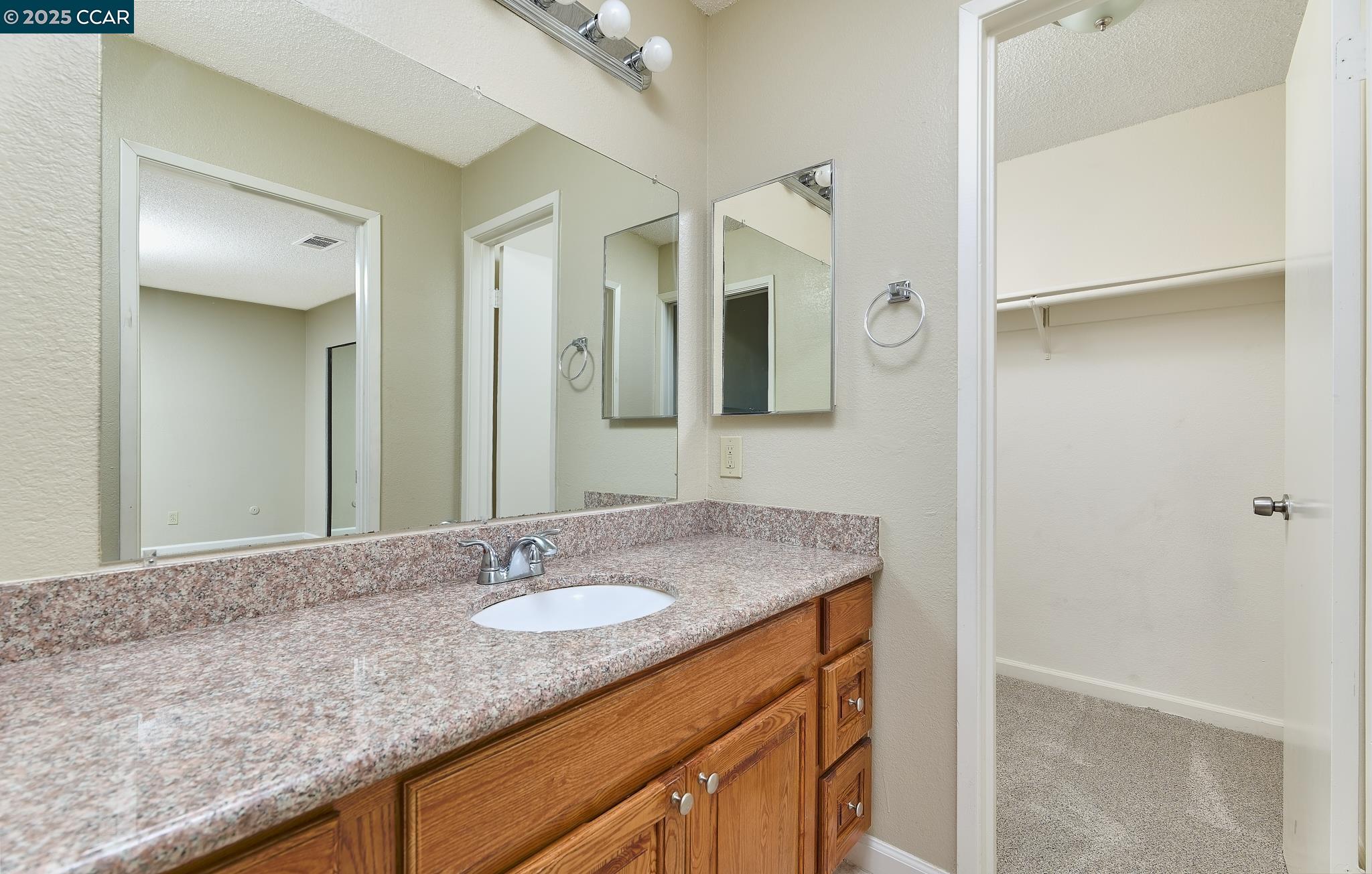Detail Gallery Image 10 of 24 For 2126 Mendocino Dr, Bay Point,  CA 94565 - 3 Beds | 2/1 Baths