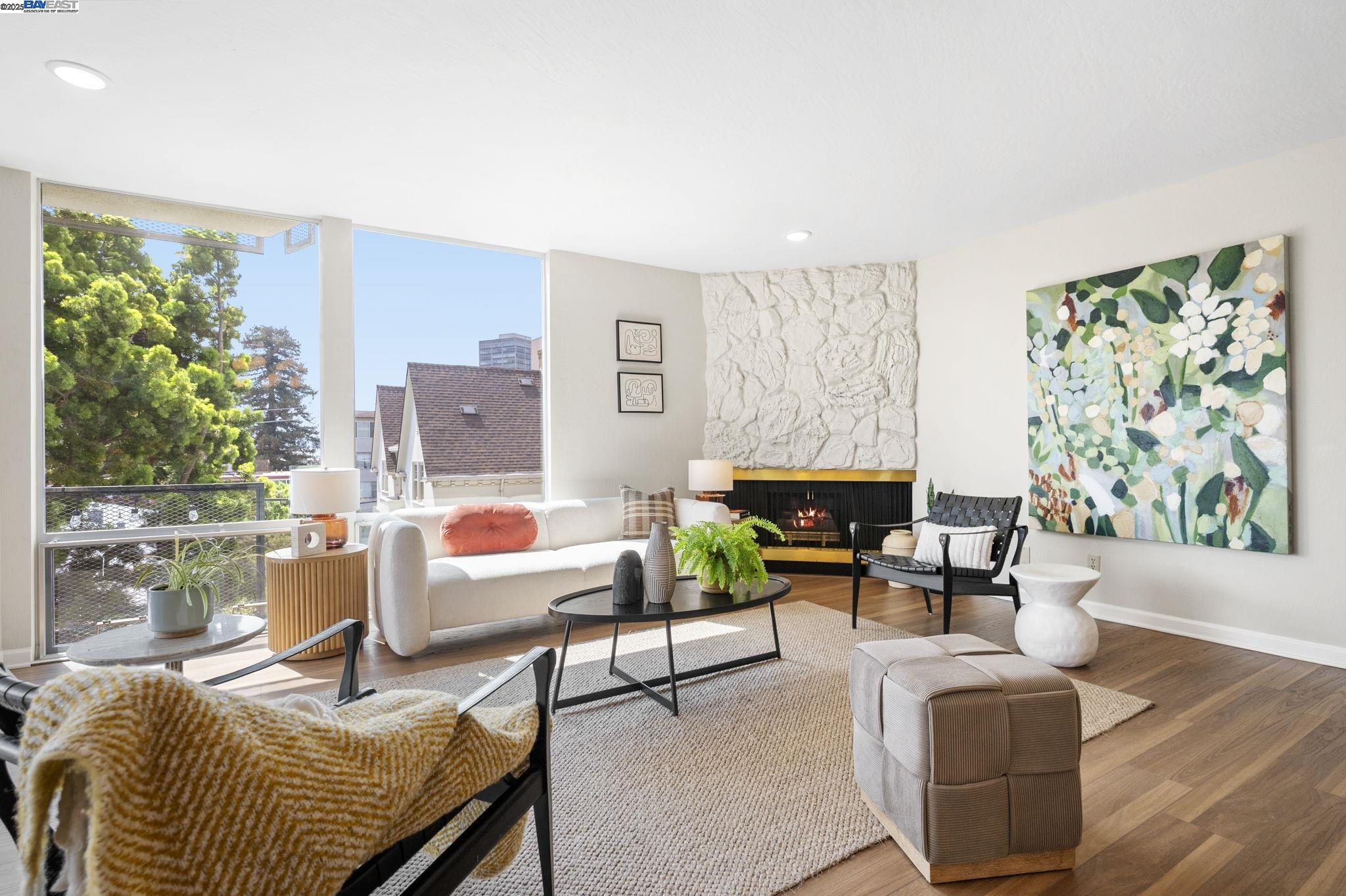 Detail Gallery Image 5 of 60 For 383 Staten Ave #201,  Oakland,  CA 94610 - 3 Beds | 2 Baths