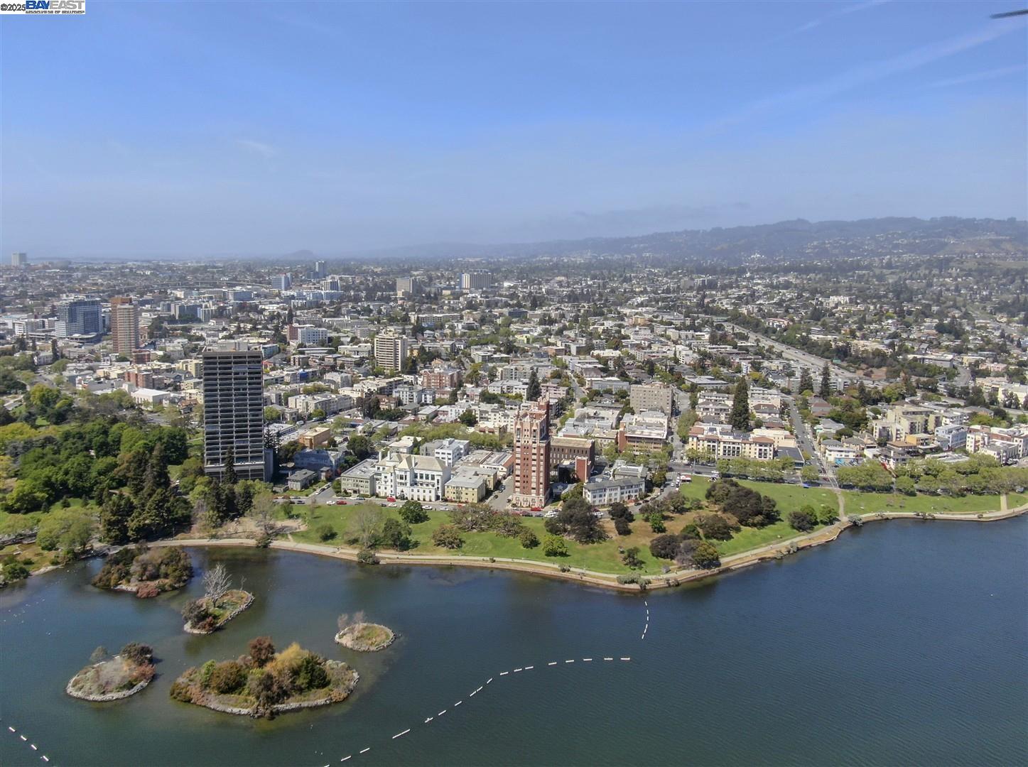 Detail Gallery Image 50 of 60 For 383 Staten Ave #201,  Oakland,  CA 94610 - 3 Beds | 2 Baths