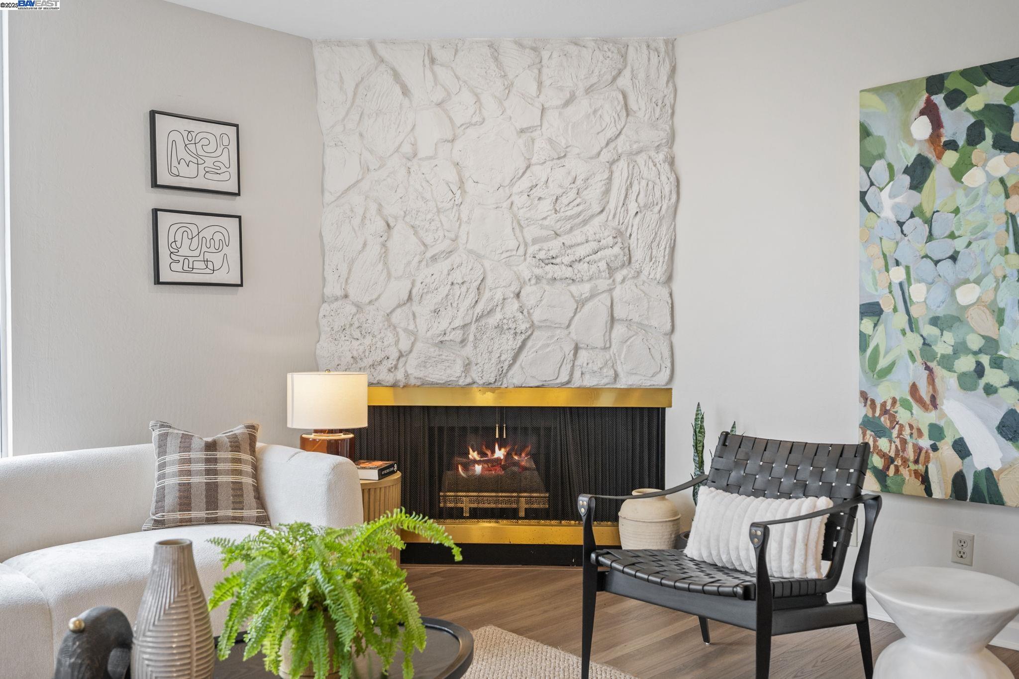 Detail Gallery Image 9 of 60 For 383 Staten Ave #201,  Oakland,  CA 94610 - 3 Beds | 2 Baths