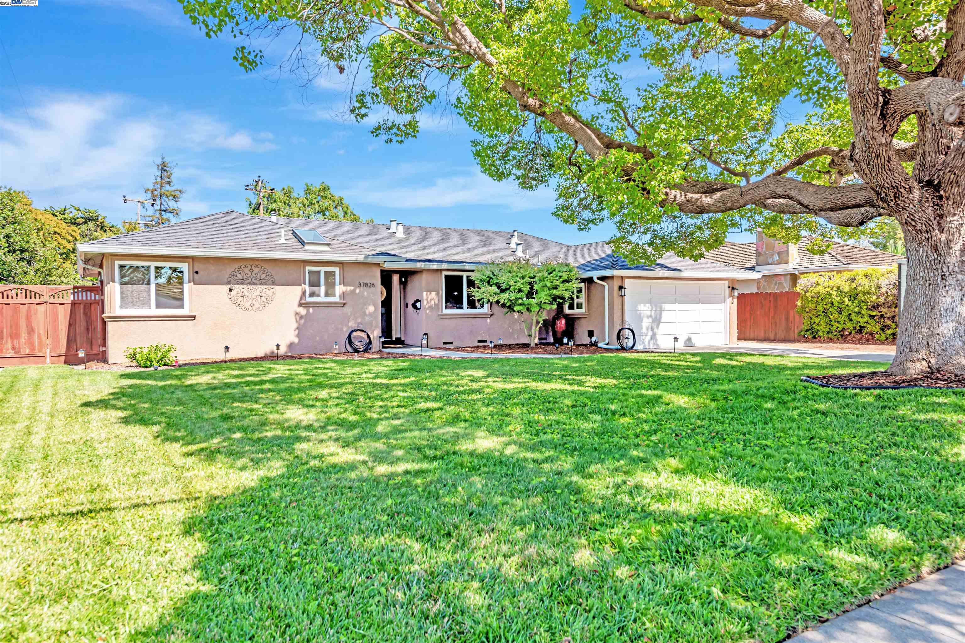 Detail Gallery Image 1 of 51 For 37826 Glenmoor Dr, Fremont,  CA 94536 - 4 Beds | 2 Baths