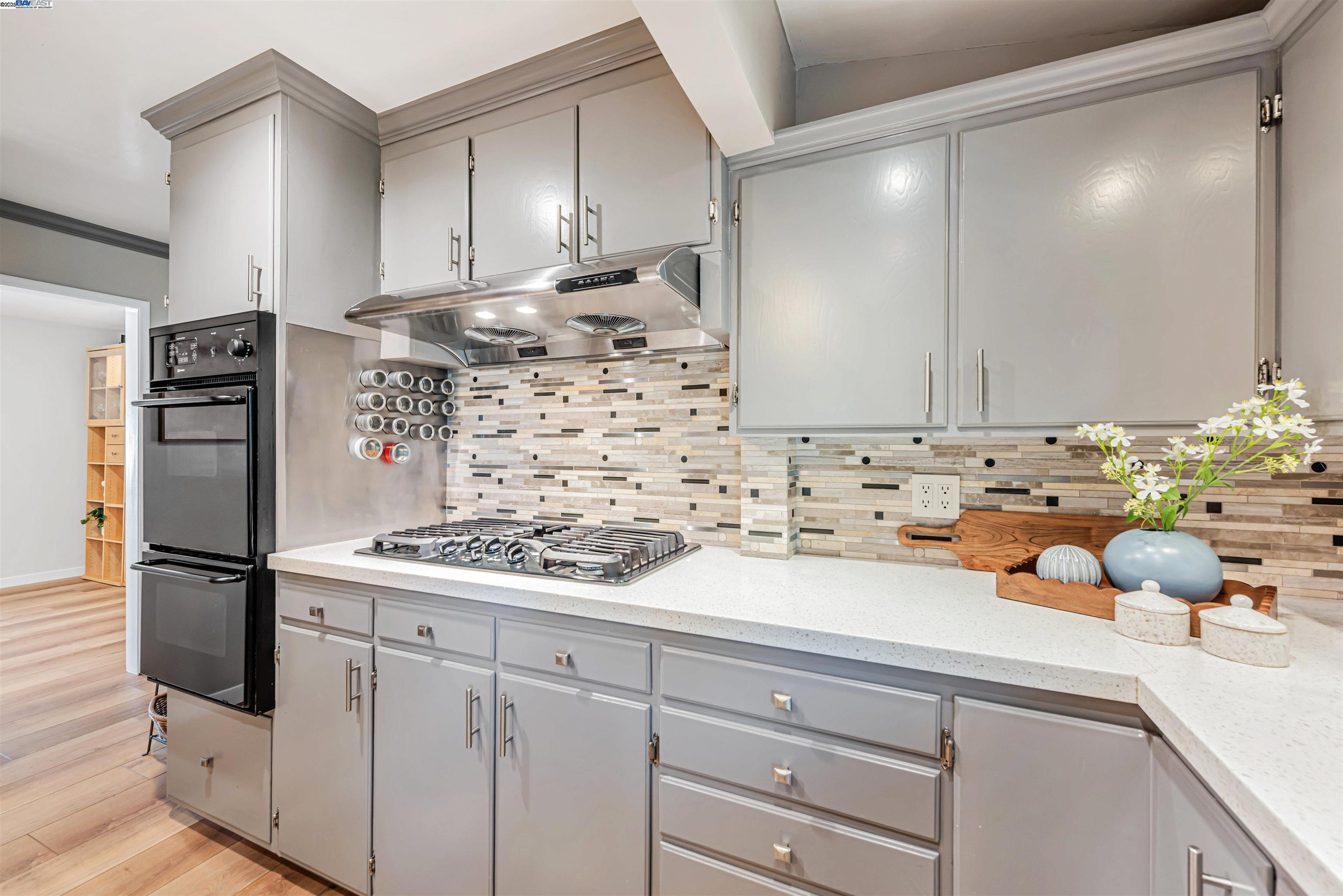 Detail Gallery Image 13 of 51 For 37826 Glenmoor Dr, Fremont,  CA 94536 - 4 Beds | 2 Baths