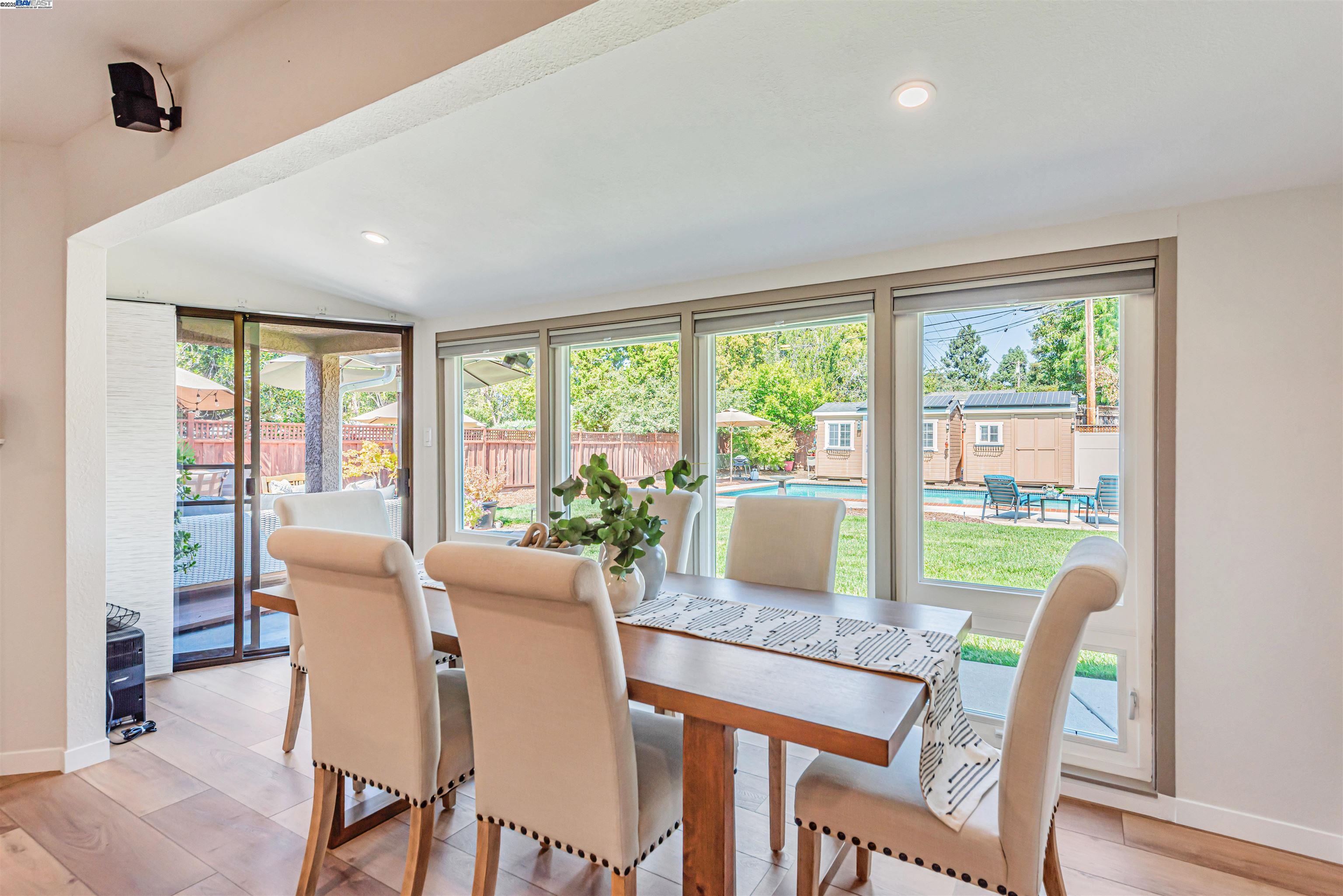 Detail Gallery Image 8 of 51 For 37826 Glenmoor Dr, Fremont,  CA 94536 - 4 Beds | 2 Baths