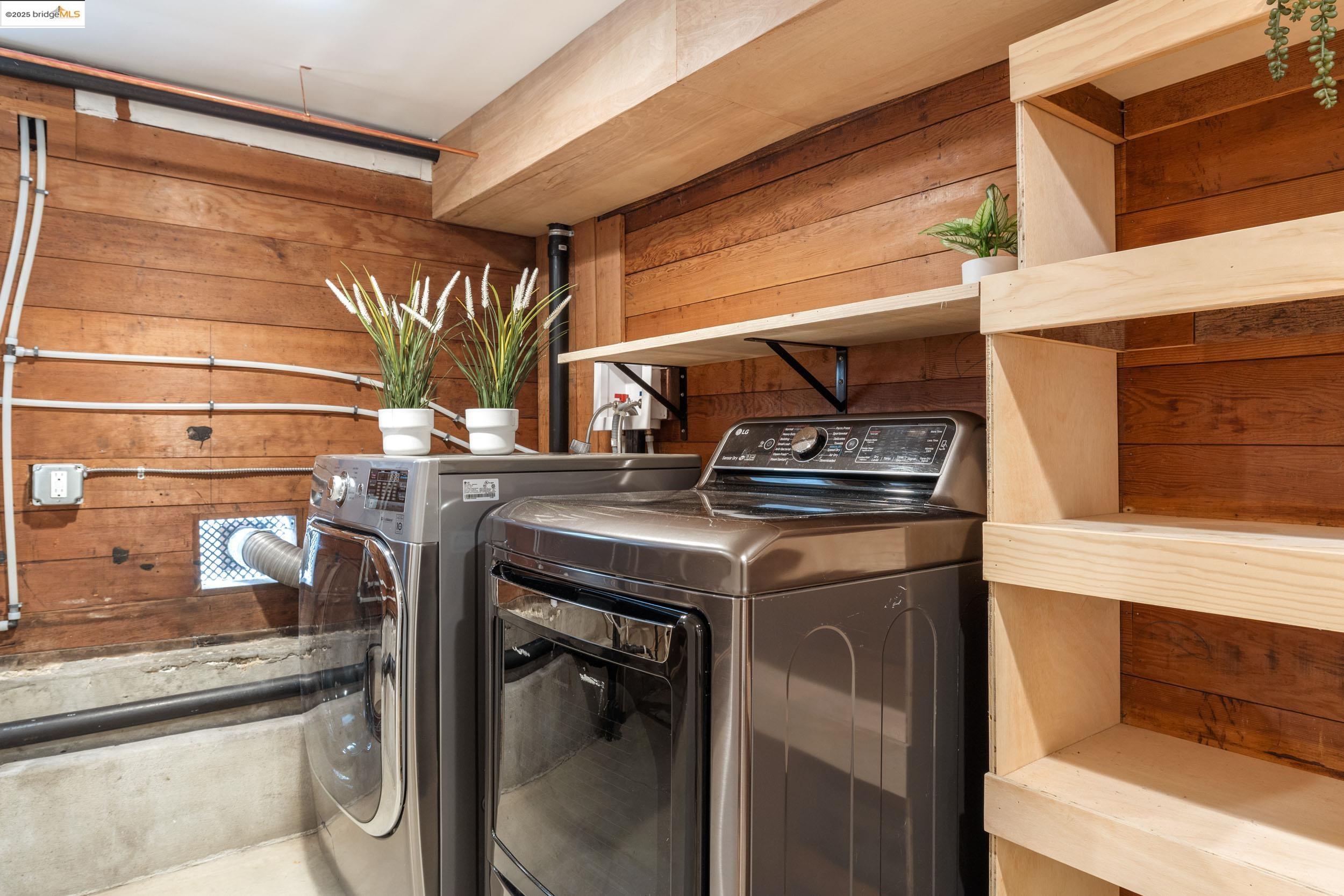 Detail Gallery Image 34 of 52 For 5239 Boyd Ave, Oakland,  CA 94618 - 3 Beds | 3 Baths