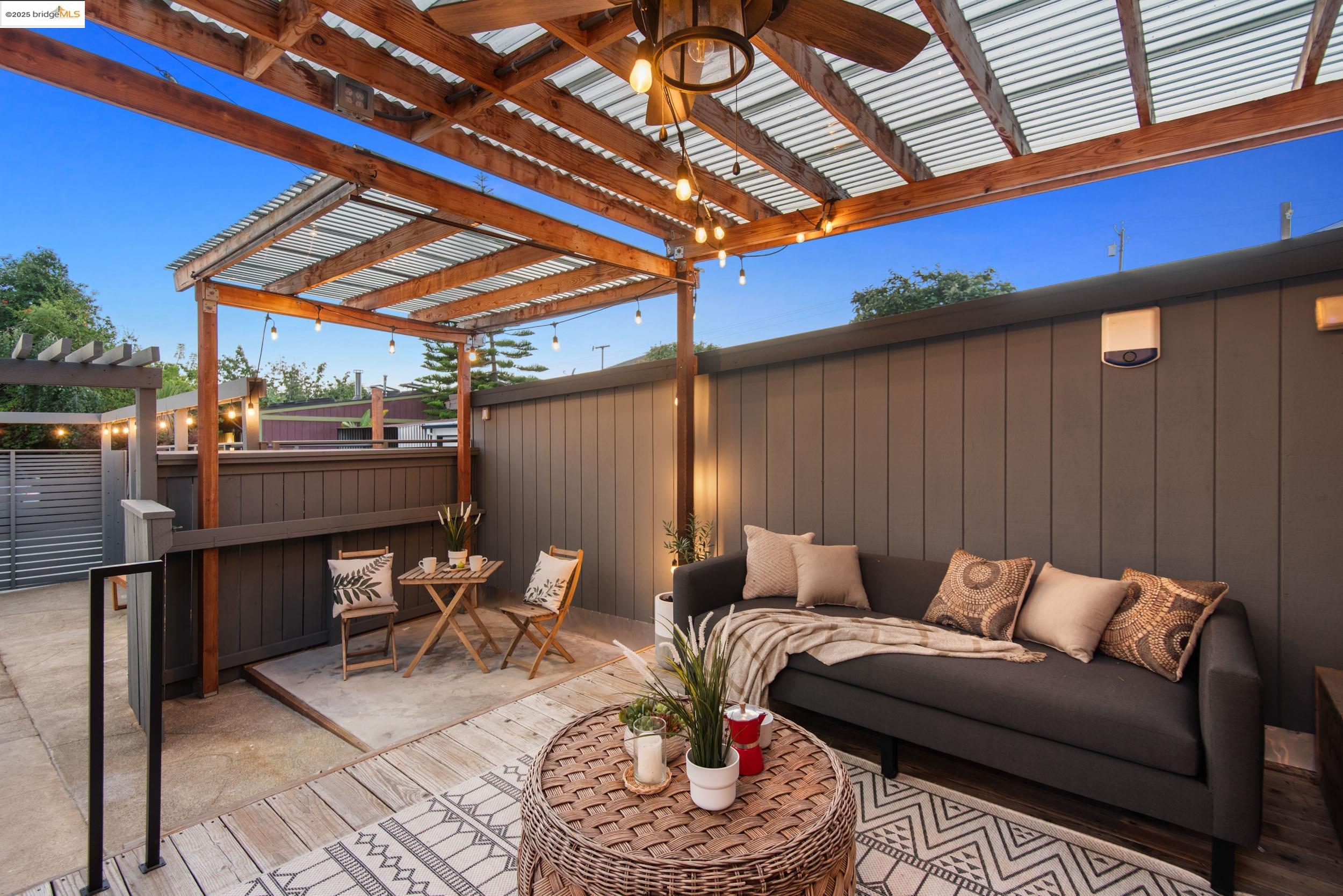 Detail Gallery Image 36 of 52 For 5239 Boyd Ave, Oakland,  CA 94618 - 3 Beds | 3 Baths