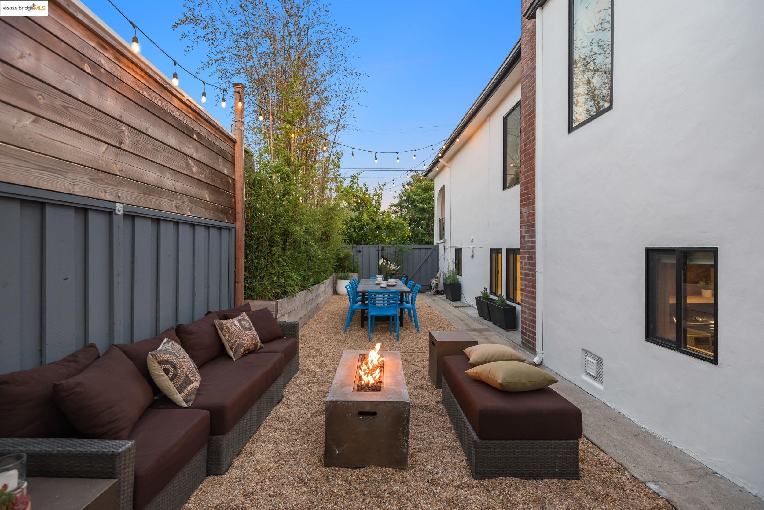 Detail Gallery Image 37 of 52 For 5239 Boyd Ave, Oakland,  CA 94618 - 3 Beds | 3 Baths