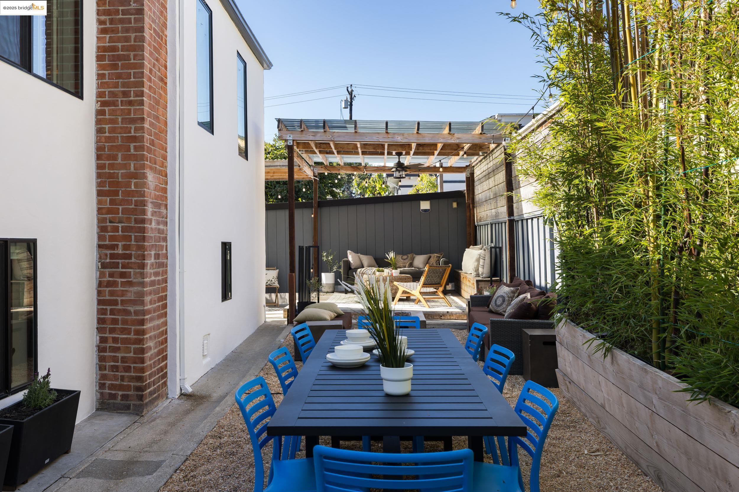 Detail Gallery Image 41 of 52 For 5239 Boyd Ave, Oakland,  CA 94618 - 3 Beds | 3 Baths