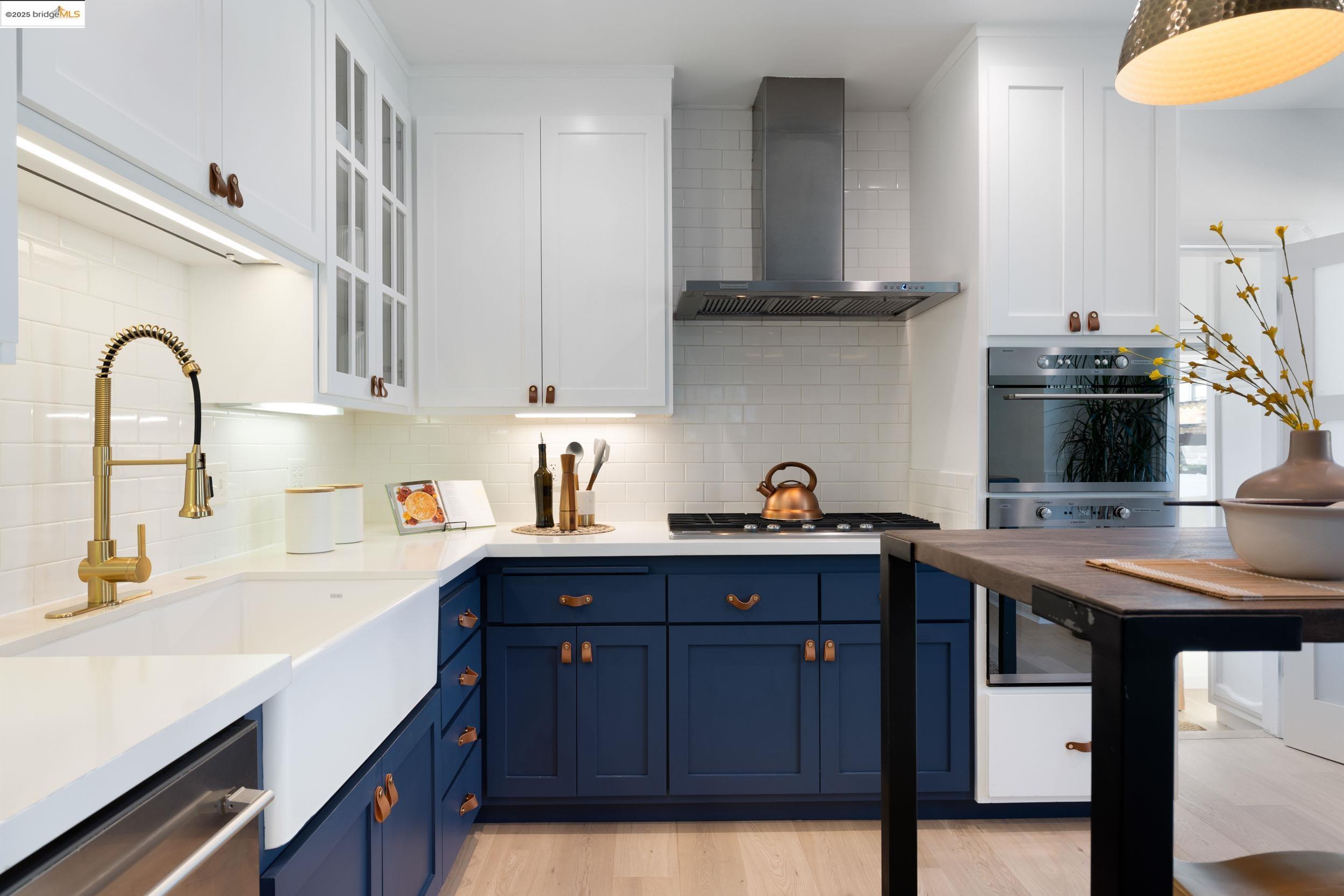 Detail Gallery Image 8 of 52 For 5239 Boyd Ave, Oakland,  CA 94618 - 3 Beds | 3 Baths
