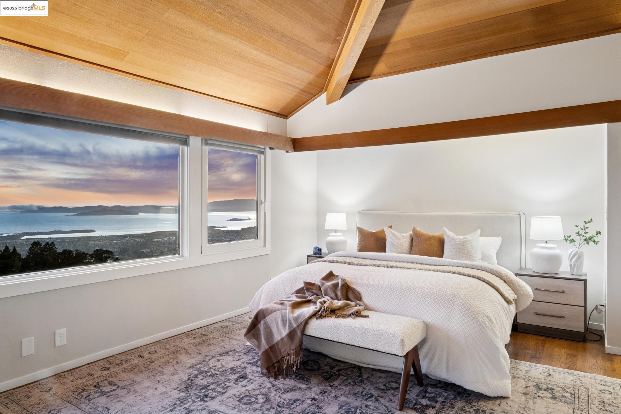 Detail Gallery Image 30 of 60 For 1344 Summit Rd, Berkeley,  CA 94708 - 4 Beds | 3 Baths