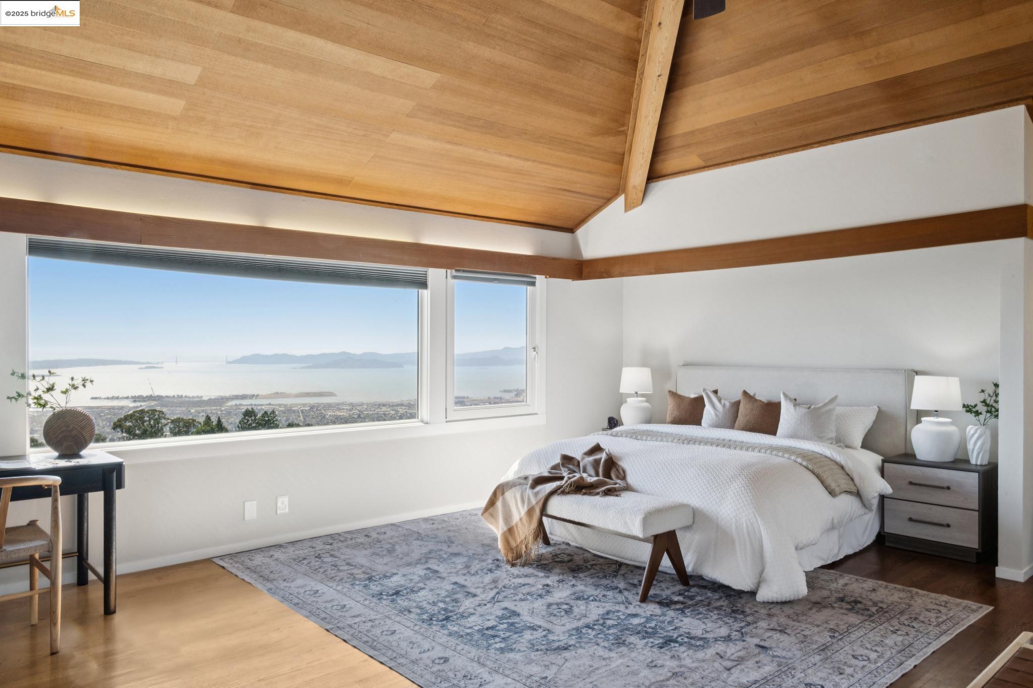 Detail Gallery Image 32 of 60 For 1344 Summit Rd, Berkeley,  CA 94708 - 4 Beds | 3 Baths
