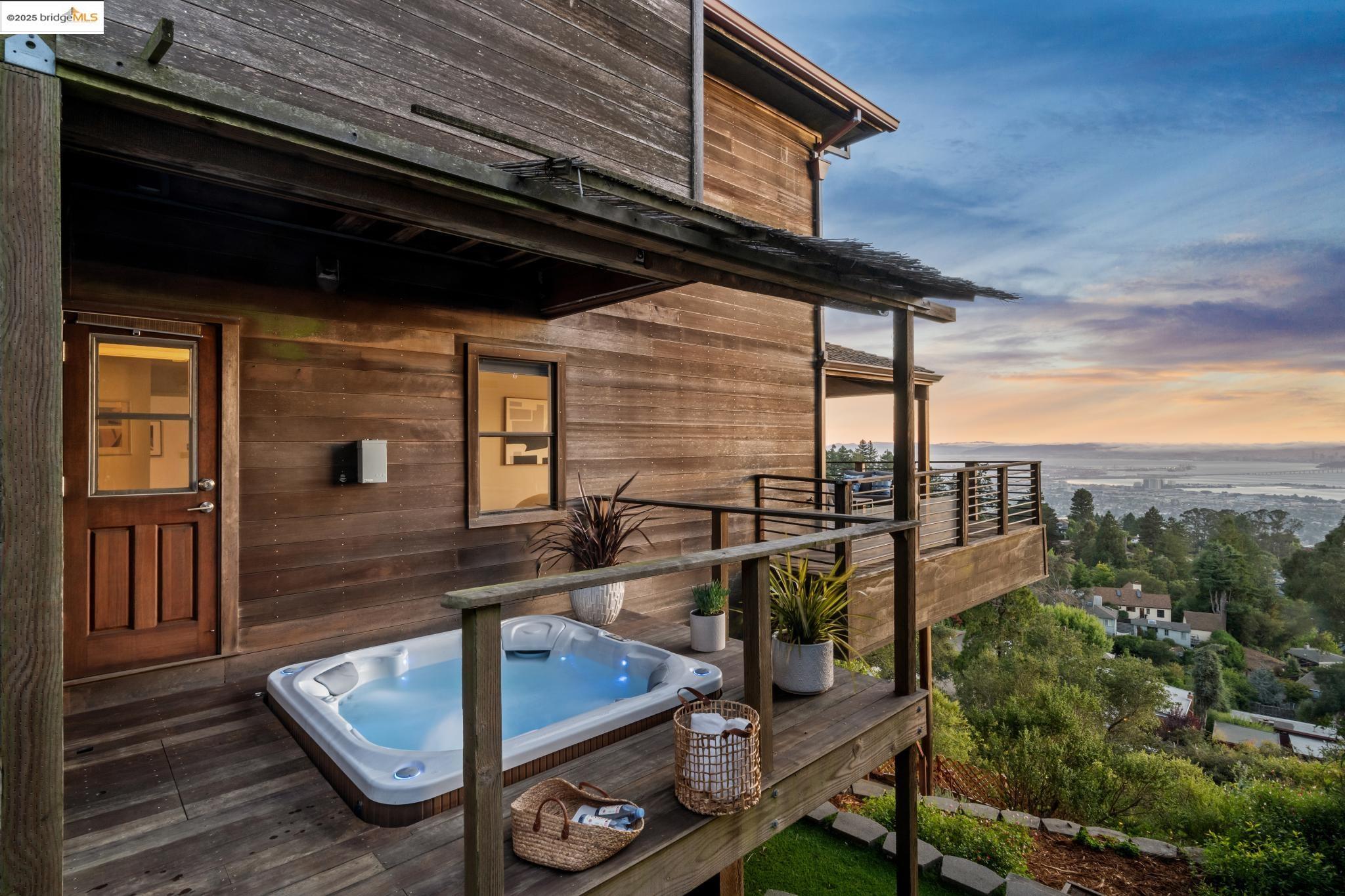 Detail Gallery Image 44 of 60 For 1344 Summit Rd, Berkeley,  CA 94708 - 4 Beds | 3 Baths