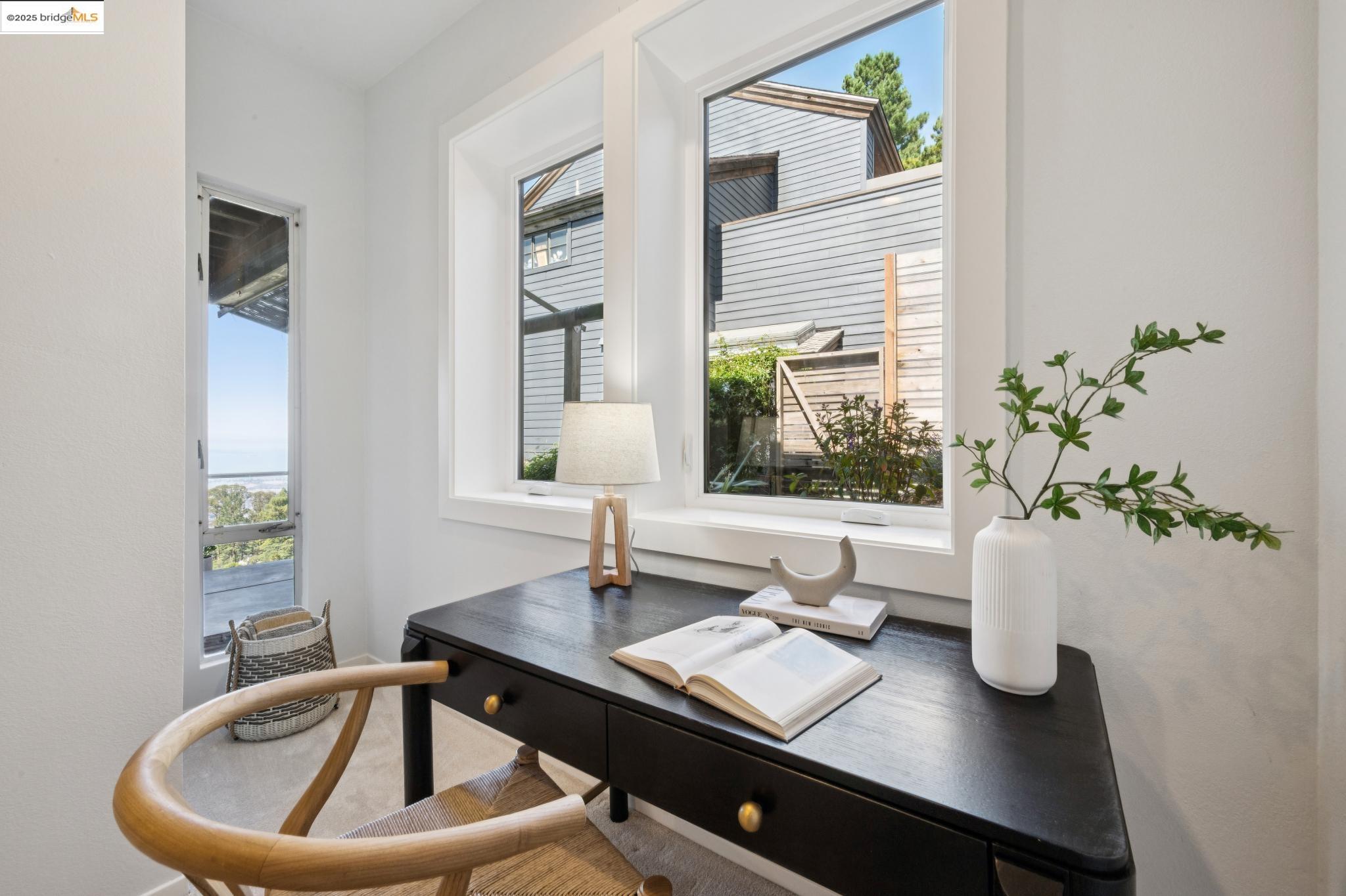 Detail Gallery Image 47 of 60 For 1344 Summit Rd, Berkeley,  CA 94708 - 4 Beds | 3 Baths