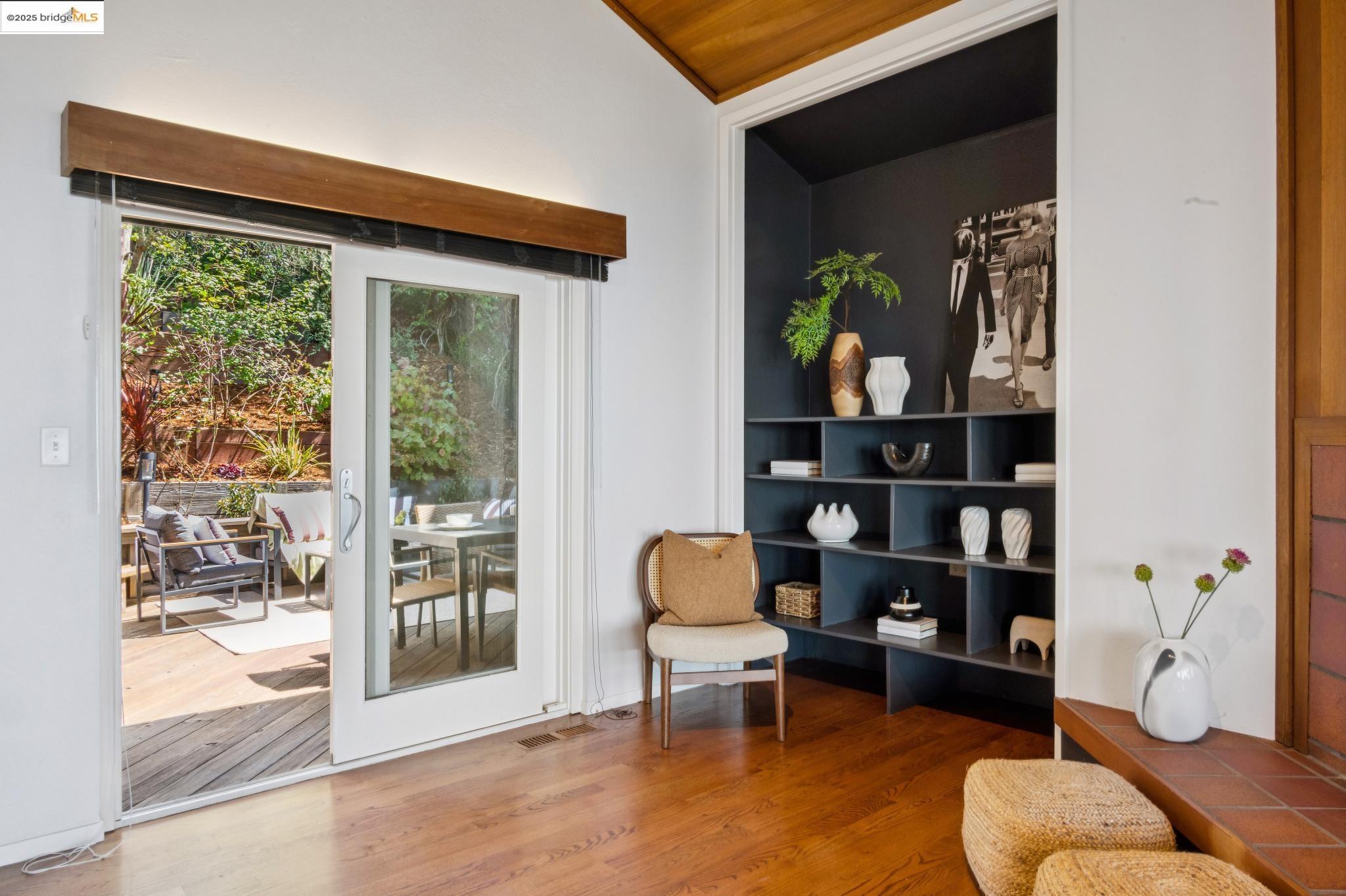 Detail Gallery Image 49 of 60 For 1344 Summit Rd, Berkeley,  CA 94708 - 4 Beds | 3 Baths
