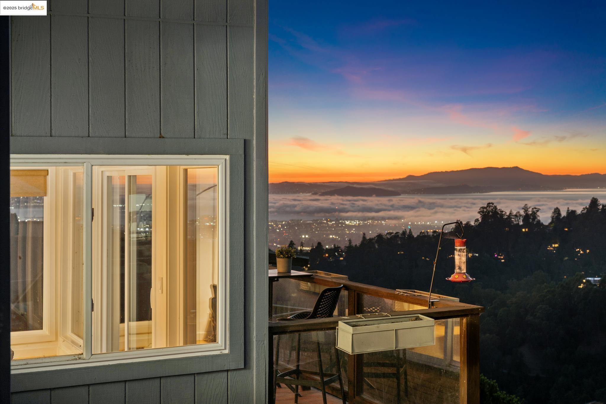 Detail Gallery Image 26 of 60 For 58 Villanova Dr, Oakland,  CA 94611 - 4 Beds | 3/1 Baths