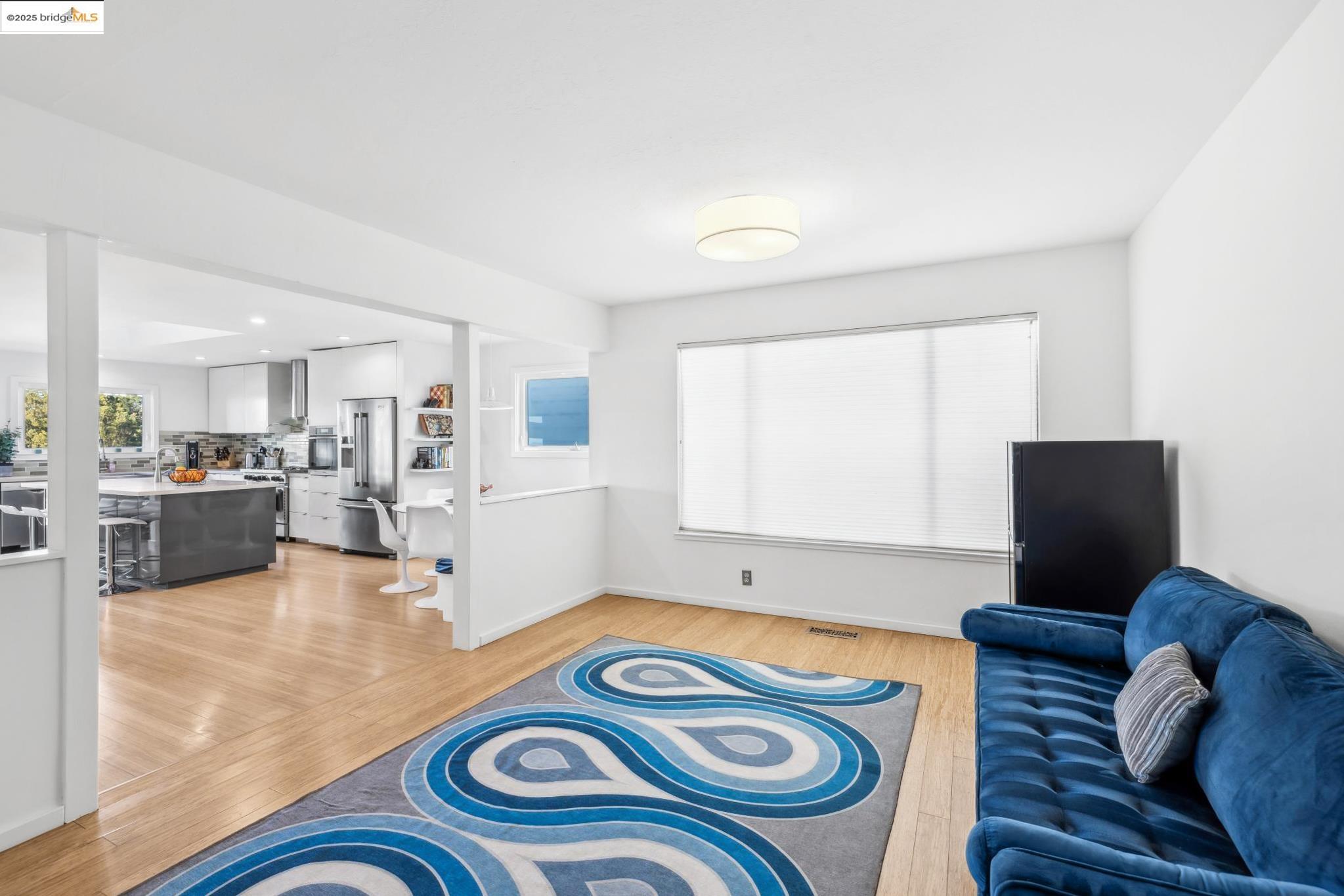 Detail Gallery Image 27 of 60 For 58 Villanova Dr, Oakland,  CA 94611 - 4 Beds | 3/1 Baths