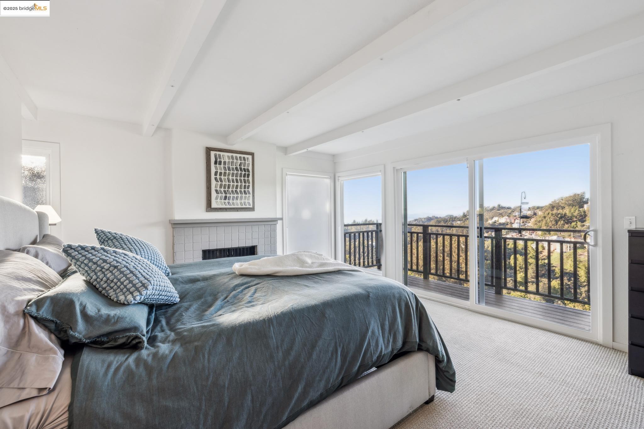 Detail Gallery Image 30 of 60 For 58 Villanova Dr, Oakland,  CA 94611 - 4 Beds | 3/1 Baths