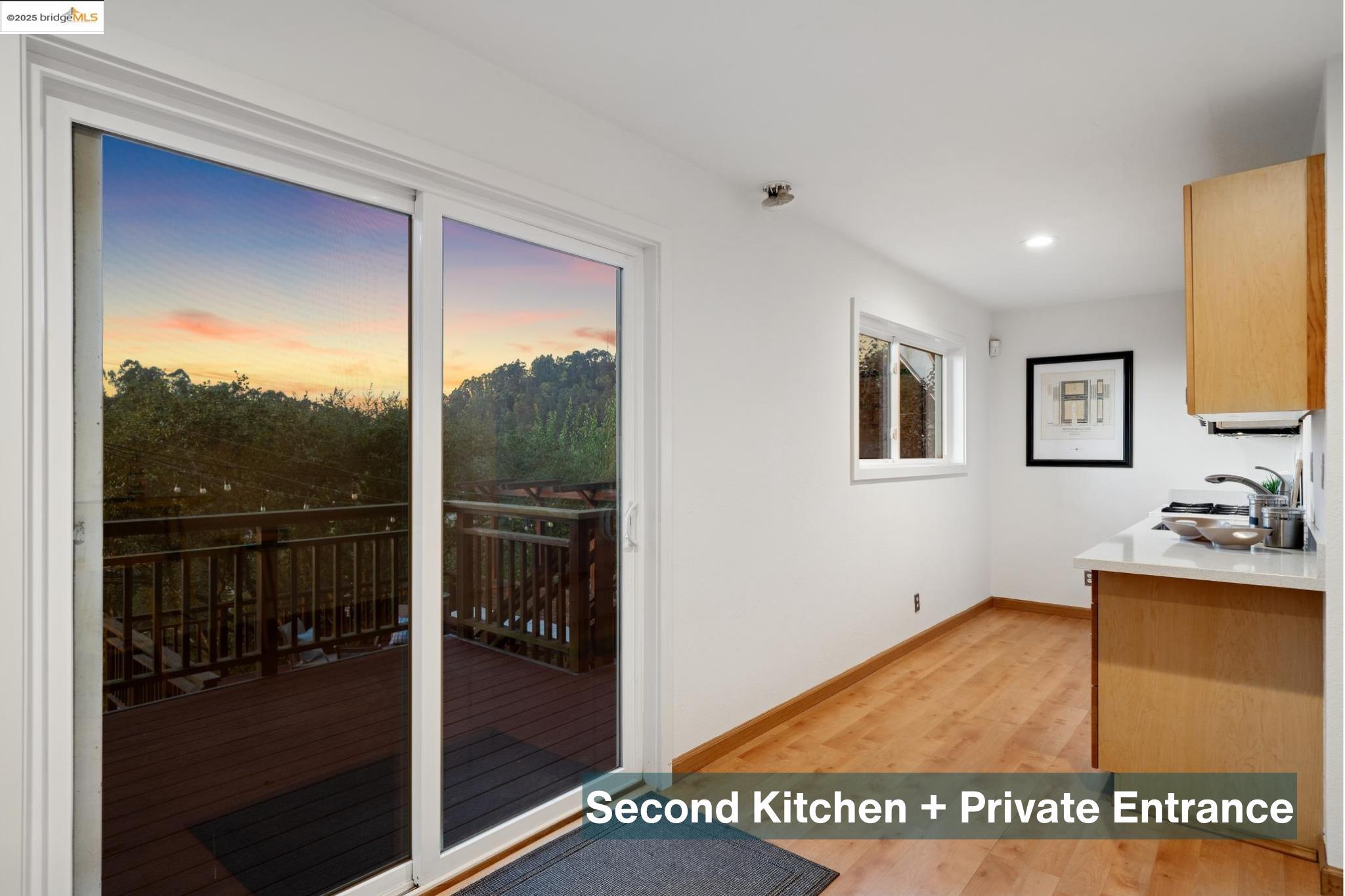 Detail Gallery Image 47 of 60 For 58 Villanova Dr, Oakland,  CA 94611 - 4 Beds | 3/1 Baths
