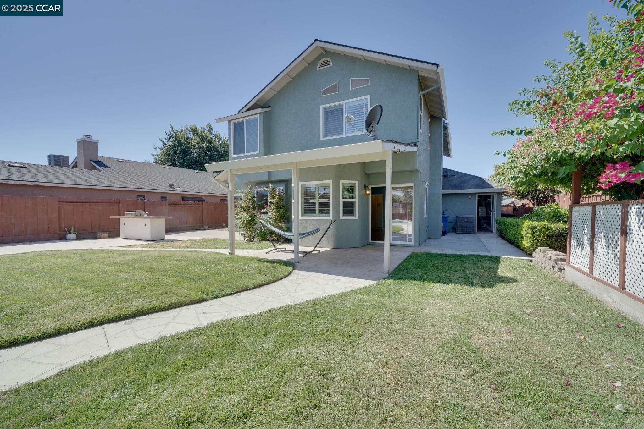 Detail Gallery Image 24 of 47 For 1210 Snow Ridge Ct, Modesto,  CA 95351 - 5 Beds | 3 Baths