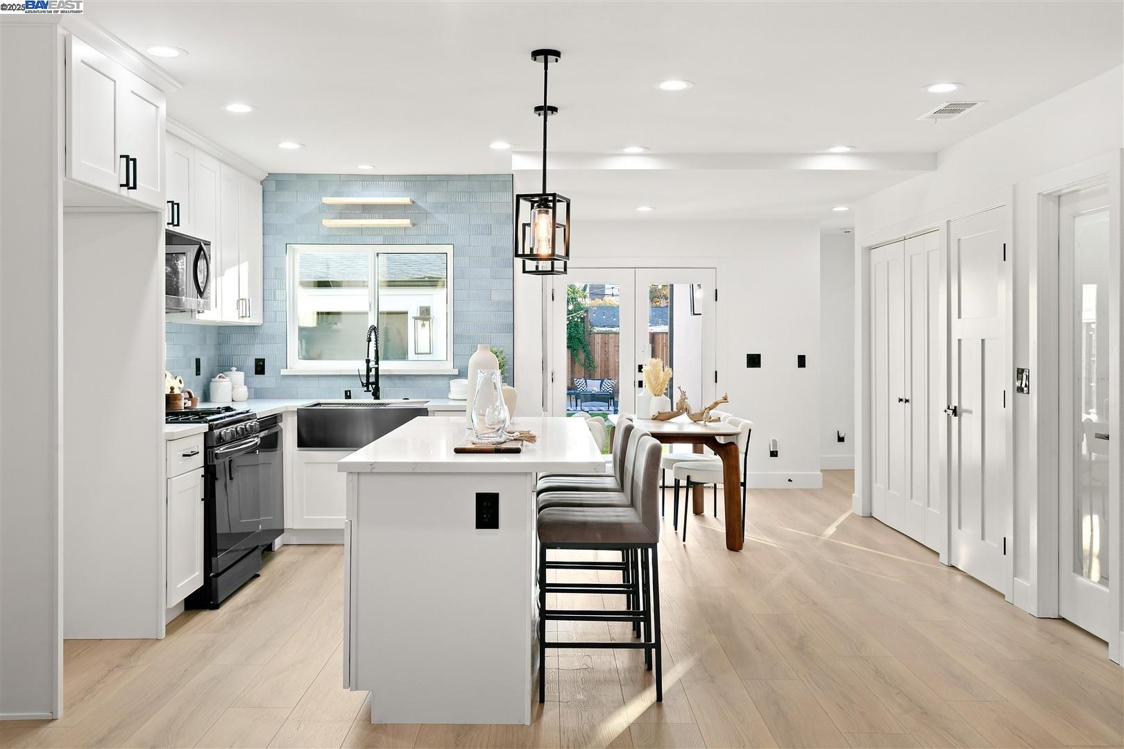 Detail Gallery Image 13 of 57 For 861 N 5th St, San Jose,  CA 95112 - 3 Beds | 2 Baths