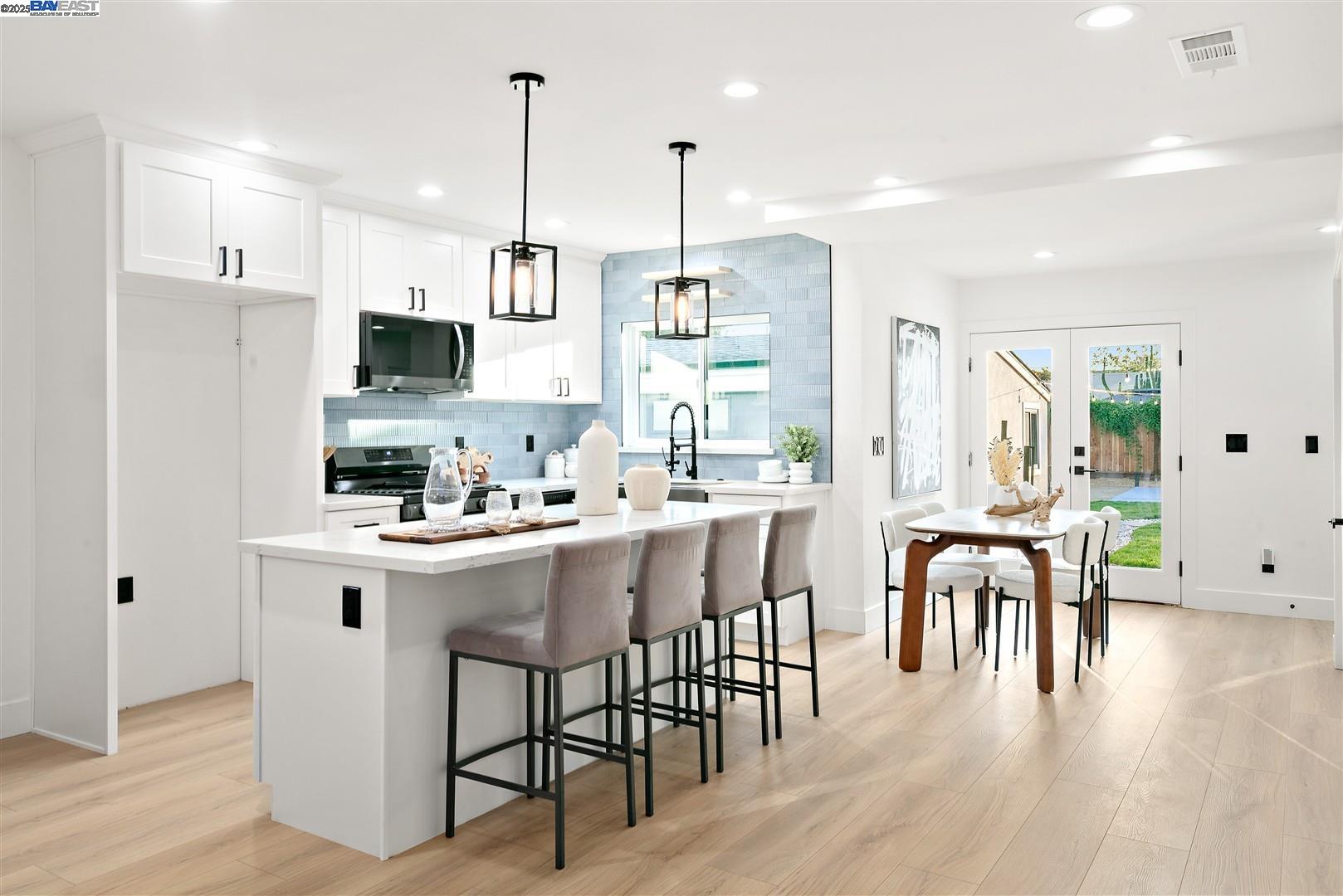Detail Gallery Image 14 of 57 For 861 N 5th St, San Jose,  CA 95112 - 3 Beds | 2 Baths