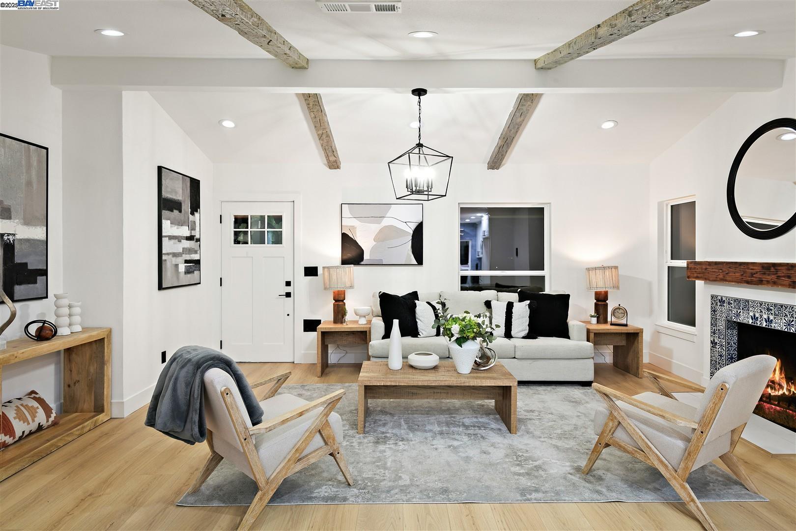 Detail Gallery Image 7 of 57 For 861 N 5th St, San Jose,  CA 95112 - 3 Beds | 2 Baths