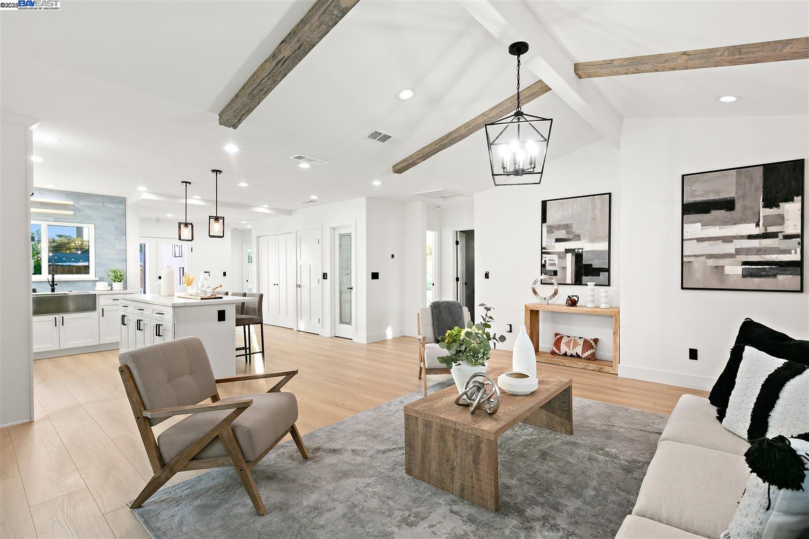 Detail Gallery Image 10 of 57 For 861 N 5th St, San Jose,  CA 95112 - 3 Beds | 2 Baths