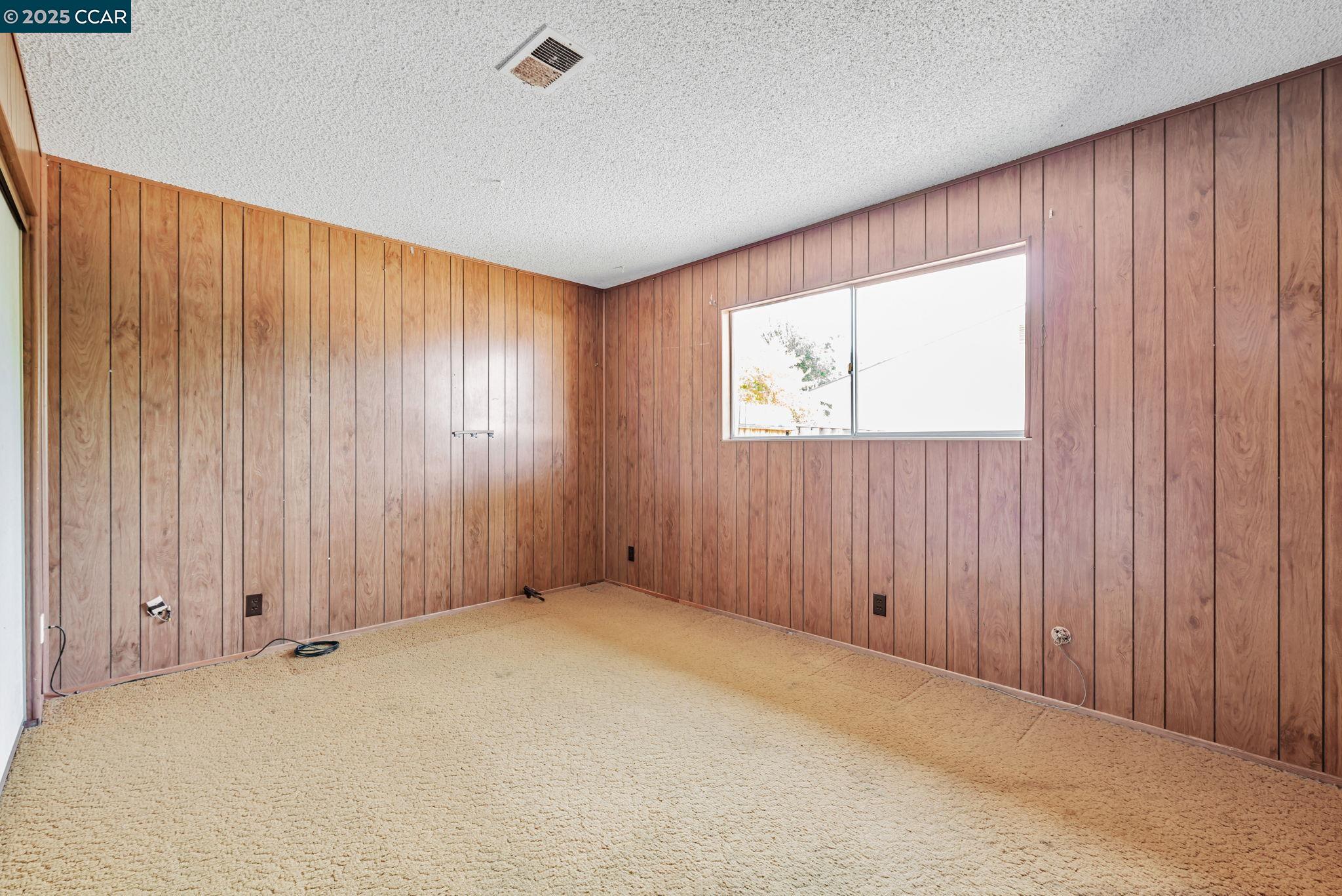 Detail Gallery Image 30 of 40 For 1201 Illinois Ct, Concord,  CA 94521 - 6 Beds | 3 Baths