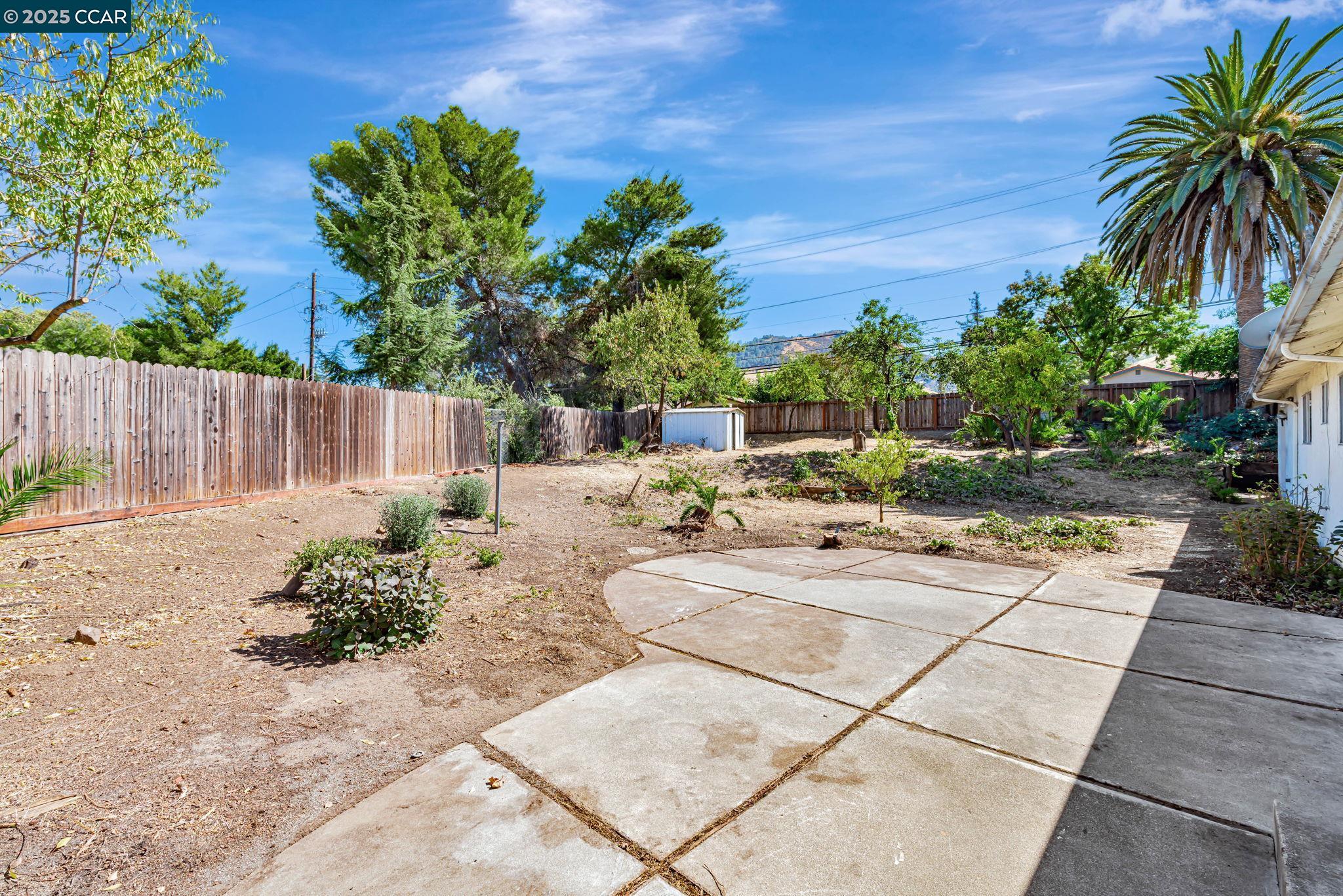 Detail Gallery Image 39 of 40 For 1201 Illinois Ct, Concord,  CA 94521 - 6 Beds | 3 Baths