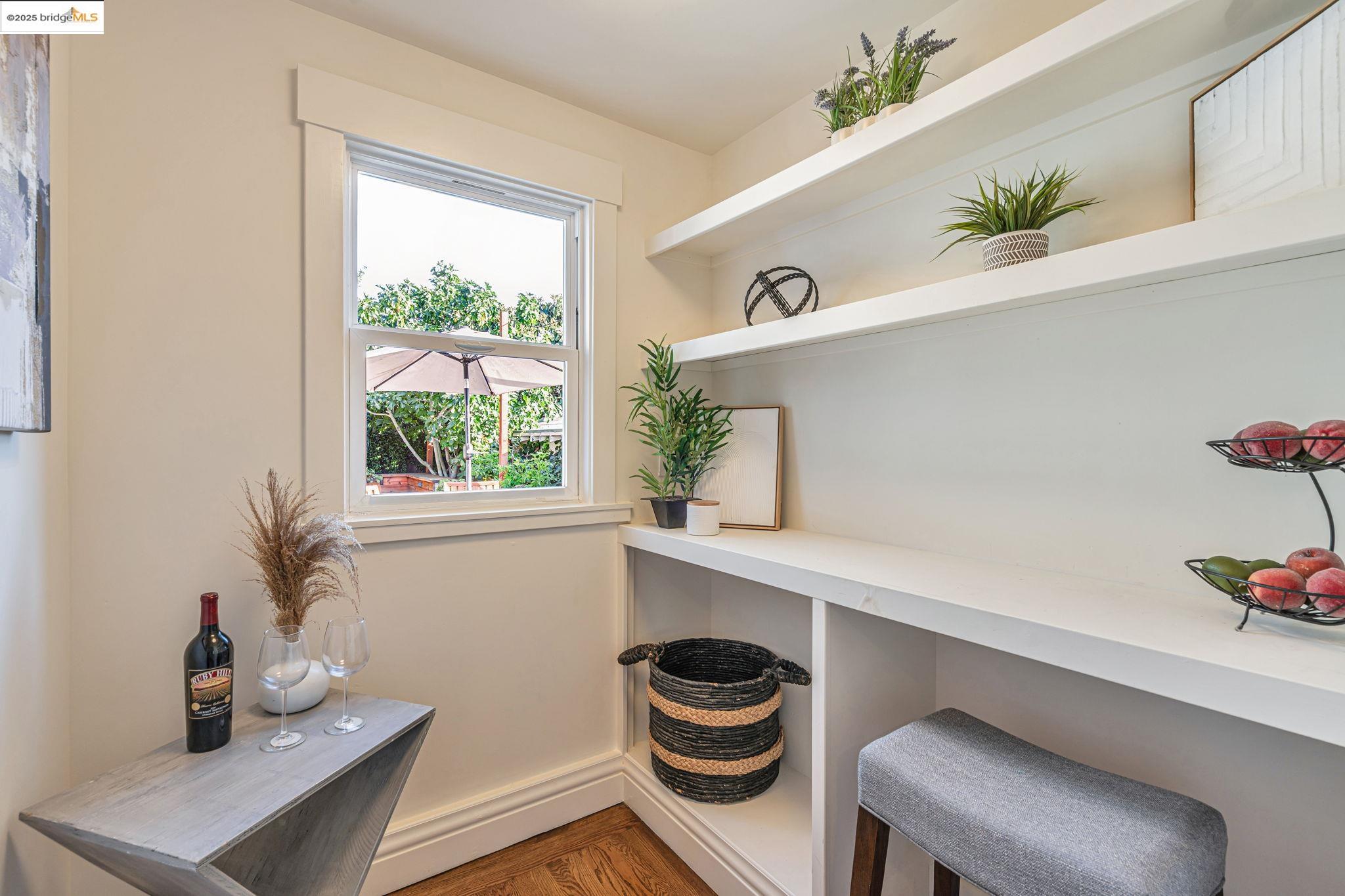 Detail Gallery Image 14 of 37 For 1920 5th Ave, Oakland,  CA 94606 - 3 Beds | 2 Baths