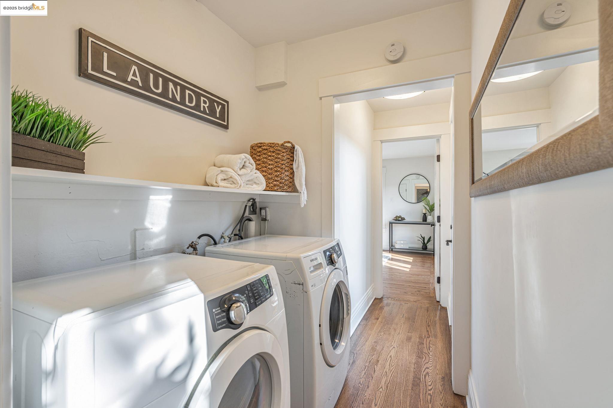 Detail Gallery Image 32 of 37 For 1920 5th Ave, Oakland,  CA 94606 - 3 Beds | 2 Baths