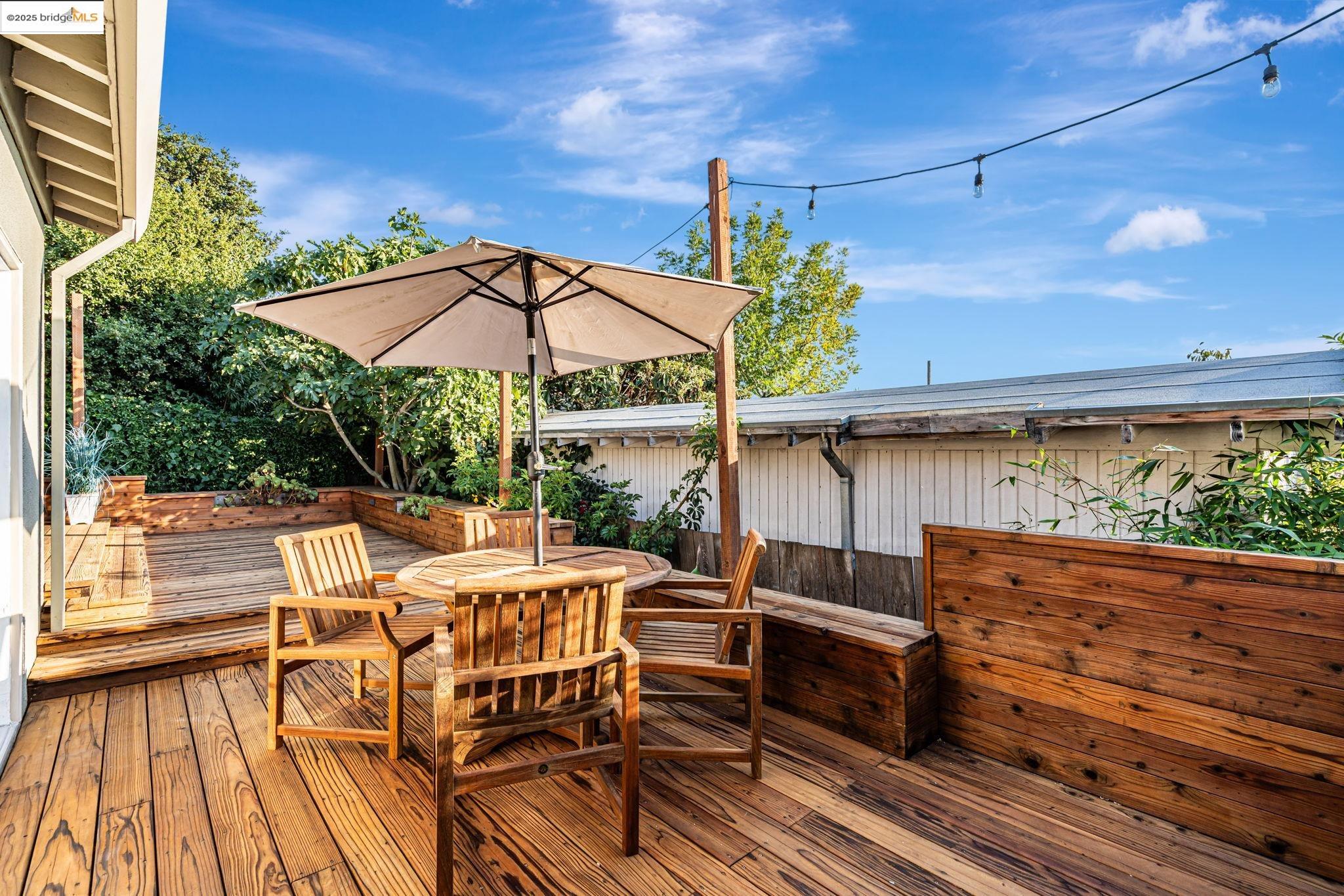Detail Gallery Image 33 of 37 For 1920 5th Ave, Oakland,  CA 94606 - 3 Beds | 2 Baths