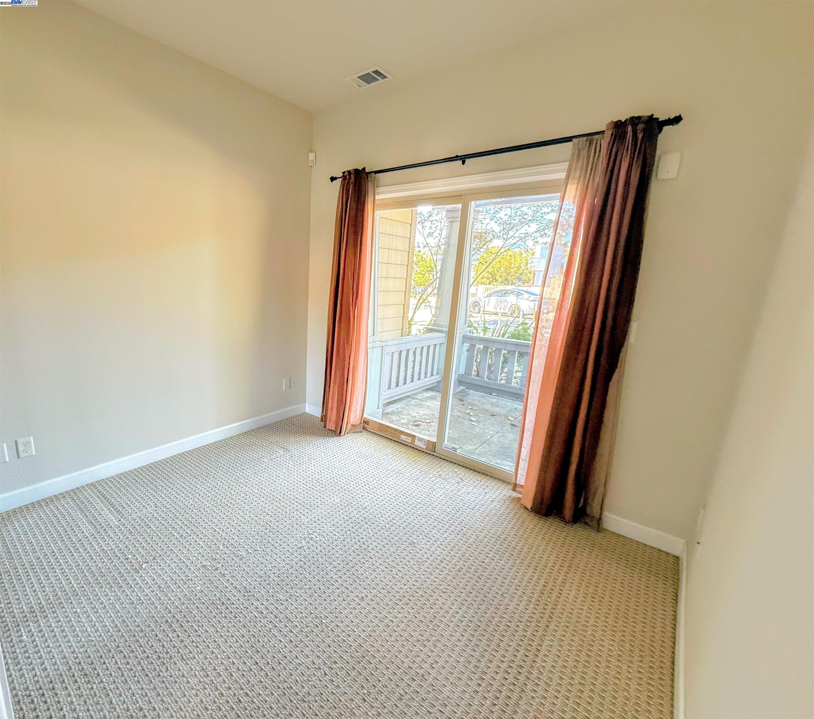Photo #5: 41111917 Listing 