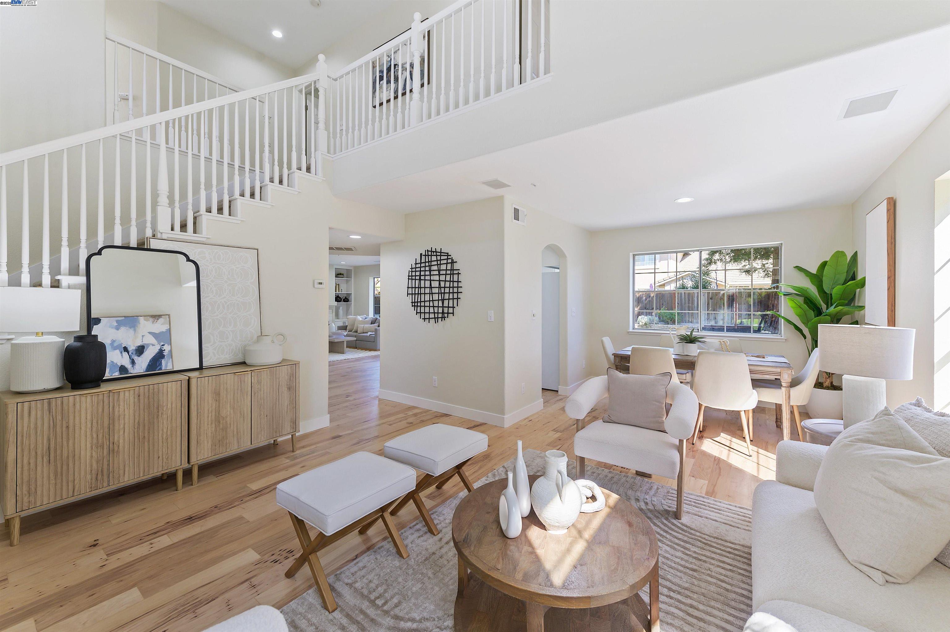 Detail Gallery Image 2 of 28 For 1121 Riviera Ct, Livermore,  CA 94551 - 4 Beds | 2/1 Baths