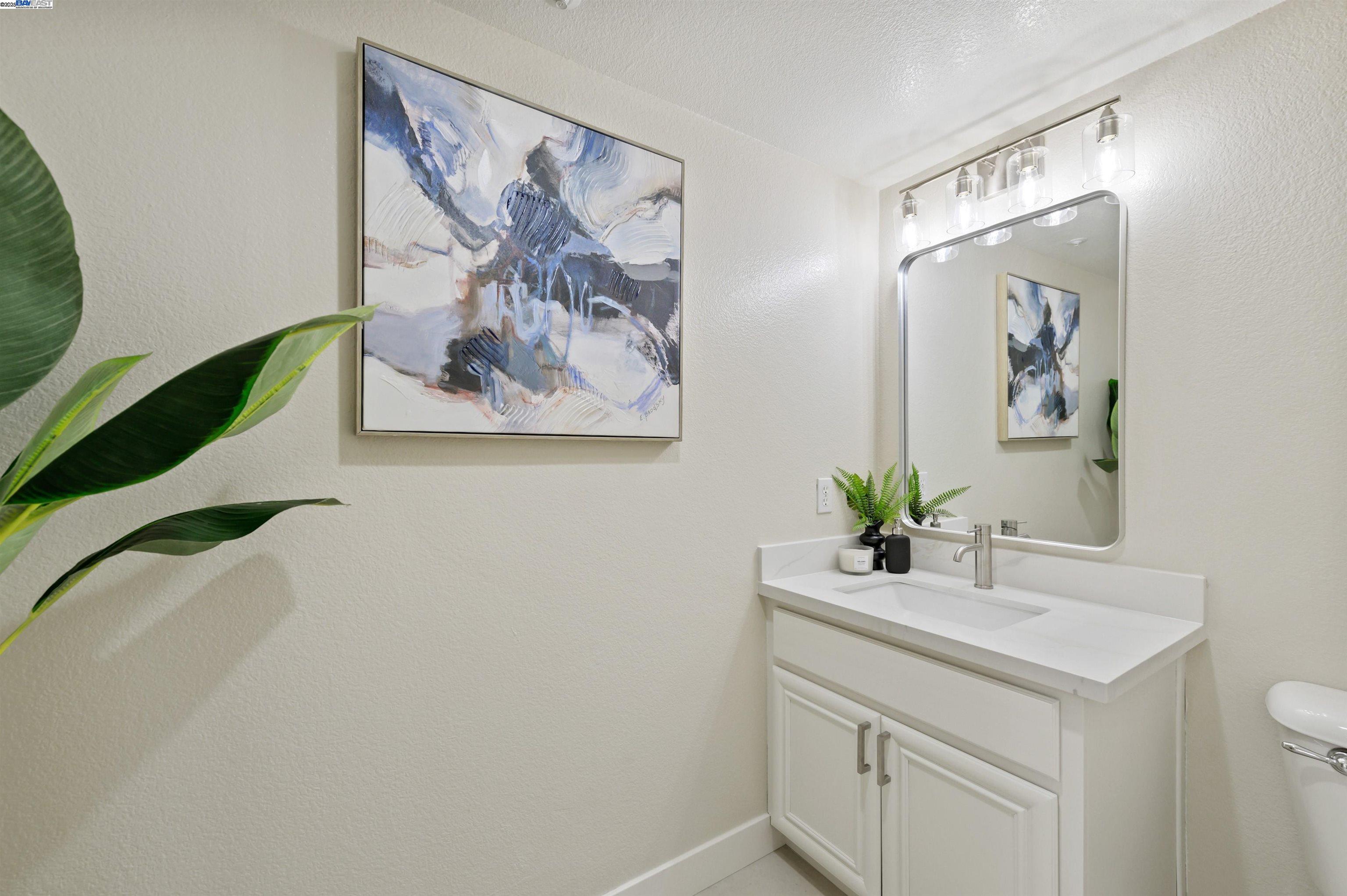 Detail Gallery Image 22 of 28 For 1121 Riviera Ct, Livermore,  CA 94551 - 4 Beds | 2/1 Baths