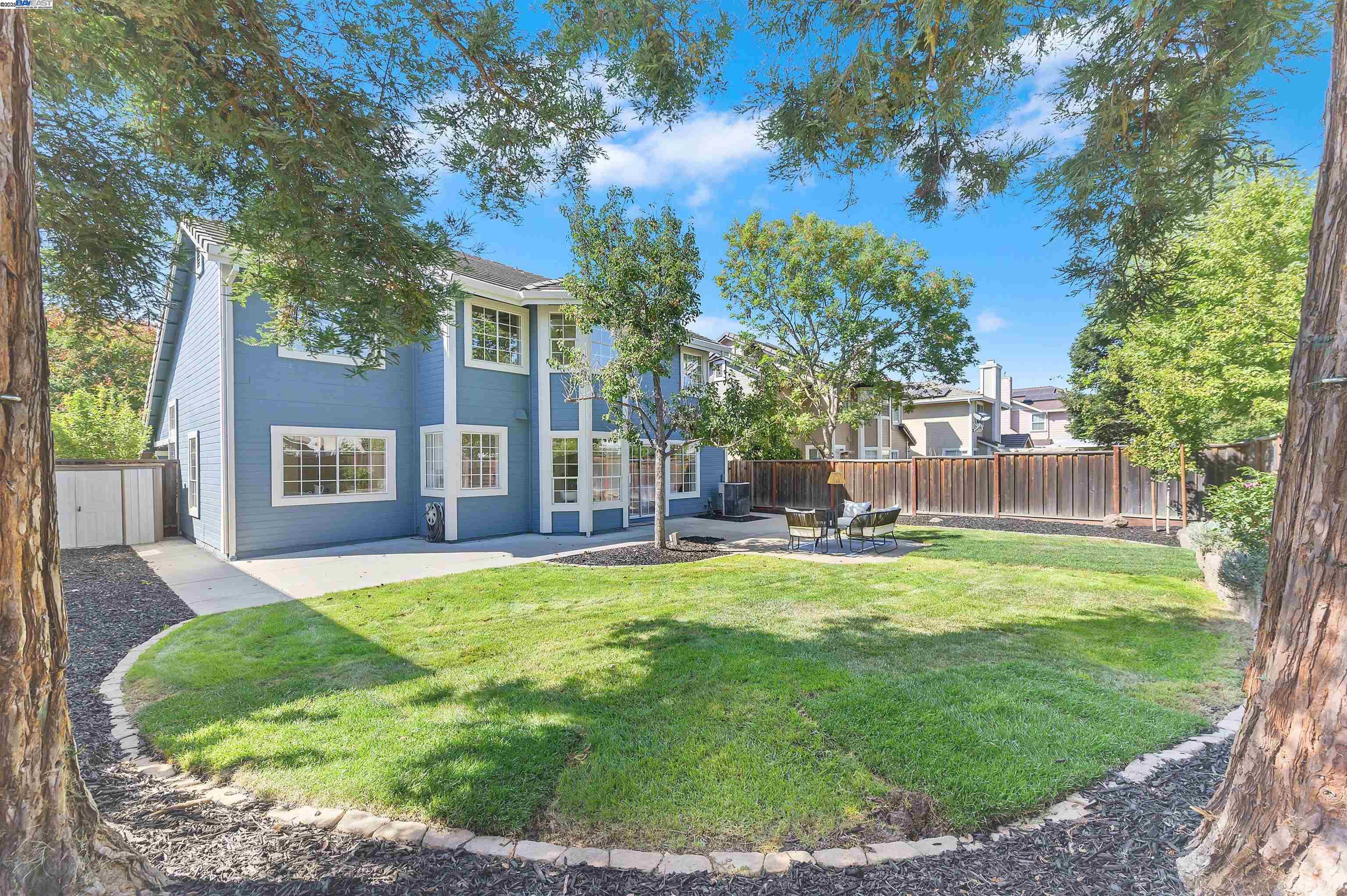 Detail Gallery Image 25 of 28 For 1121 Riviera Ct, Livermore,  CA 94551 - 4 Beds | 2/1 Baths