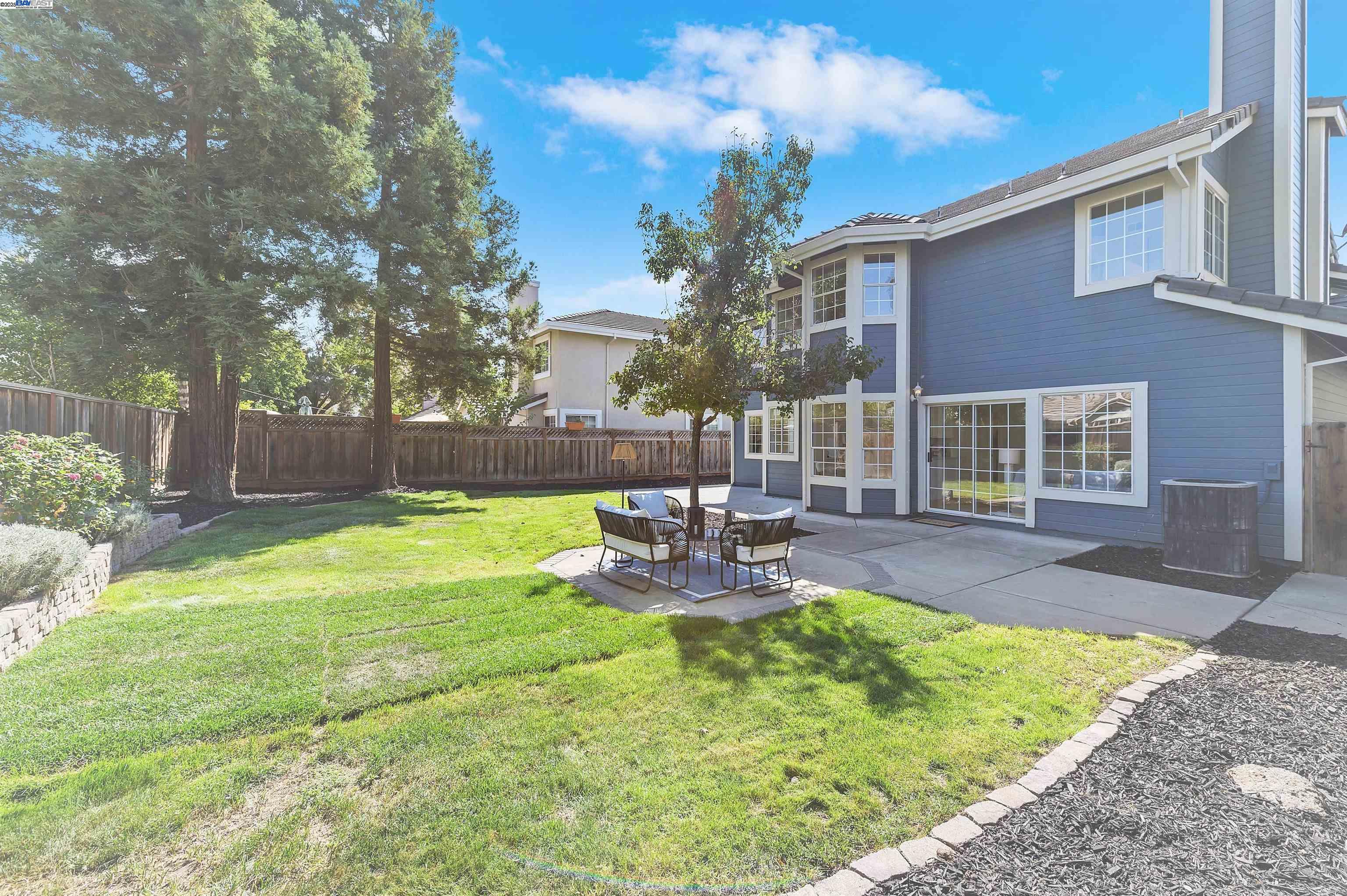 Detail Gallery Image 27 of 28 For 1121 Riviera Ct, Livermore,  CA 94551 - 4 Beds | 2/1 Baths