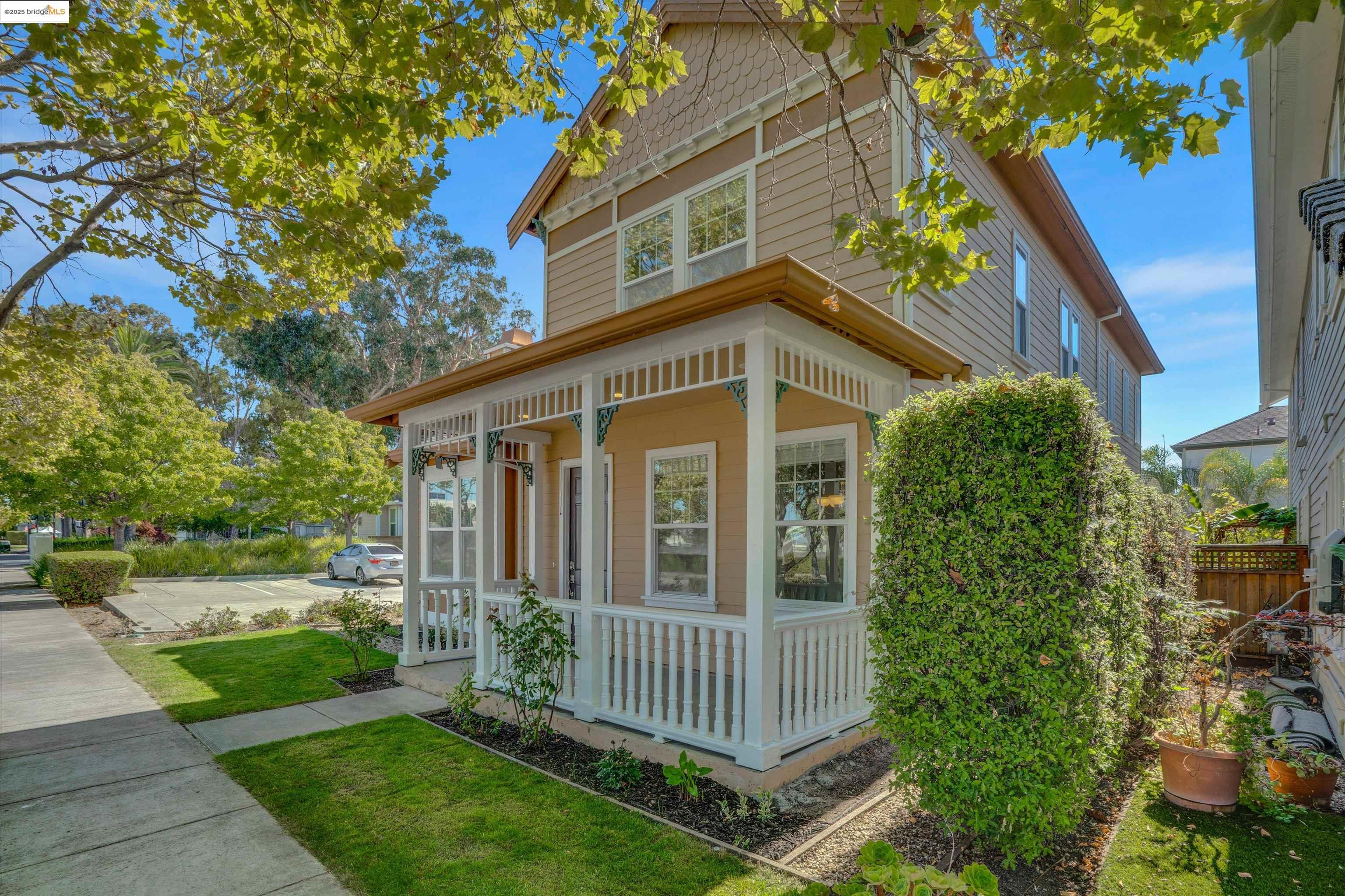 Detail Gallery Image 10 of 51 For 1002 Flagship Dr, Vallejo,  CA 94592 - 3 Beds | 2/1 Baths