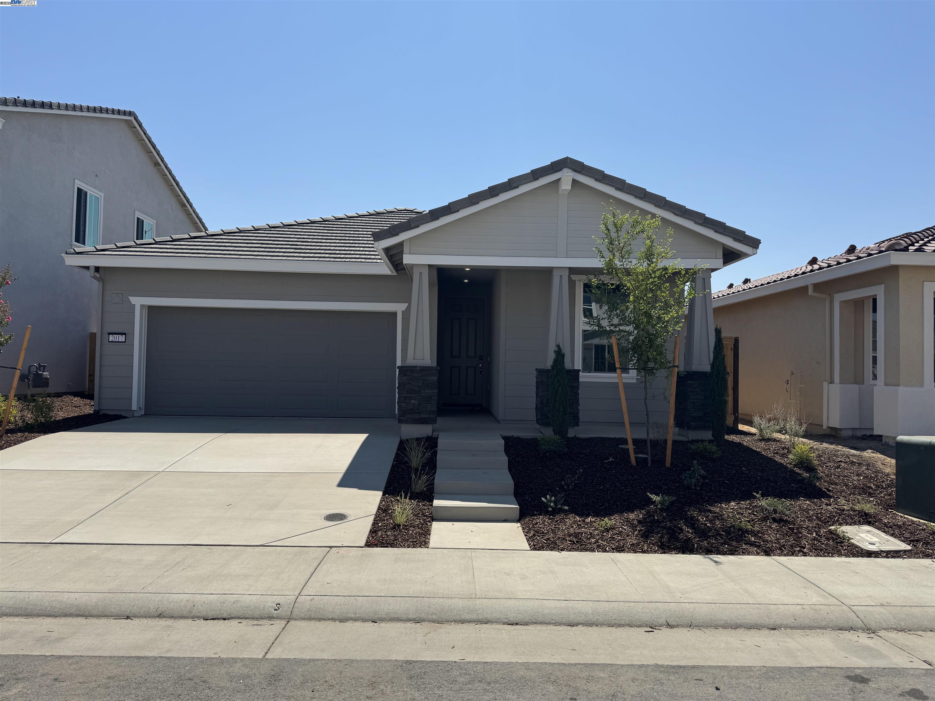 Detail Gallery Image 36 of 36 For 2017 Quartz Cove Way, Roseville,  CA 95747 - 4 Beds | 2 Baths