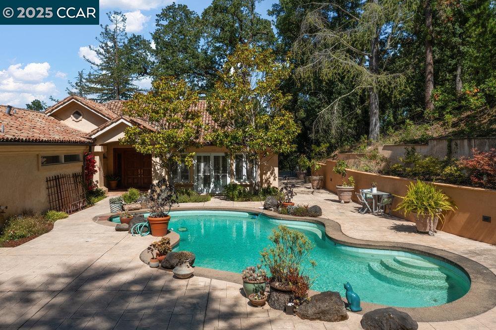 Detail Gallery Image 55 of 60 For 3949 Canyon Dr, Lafayette,  CA 94549-2701 - 5 Beds | 5/1 Baths