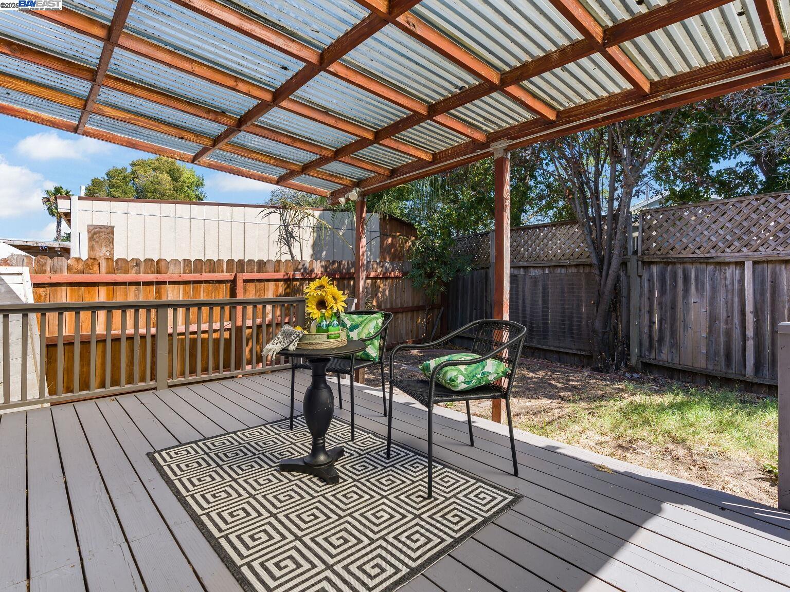 Detail Gallery Image 20 of 21 For 130 12th St, Vallejo,  CA 94590 - 3 Beds | 1 Baths
