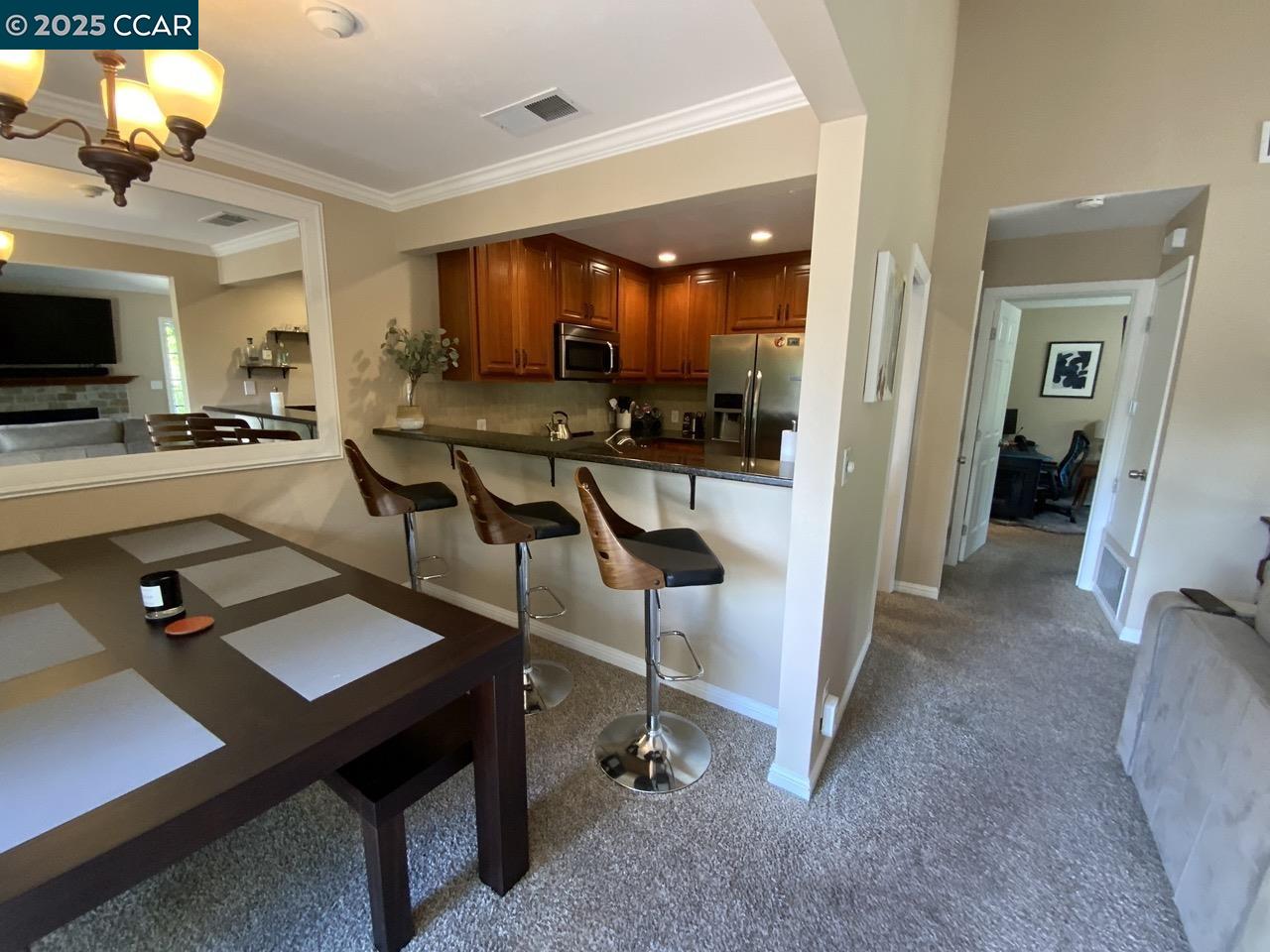 Detail Gallery Image 8 of 27 For 205 Compton Cir #B,  San Ramon,  CA 94583 - 1 Beds | 1 Baths