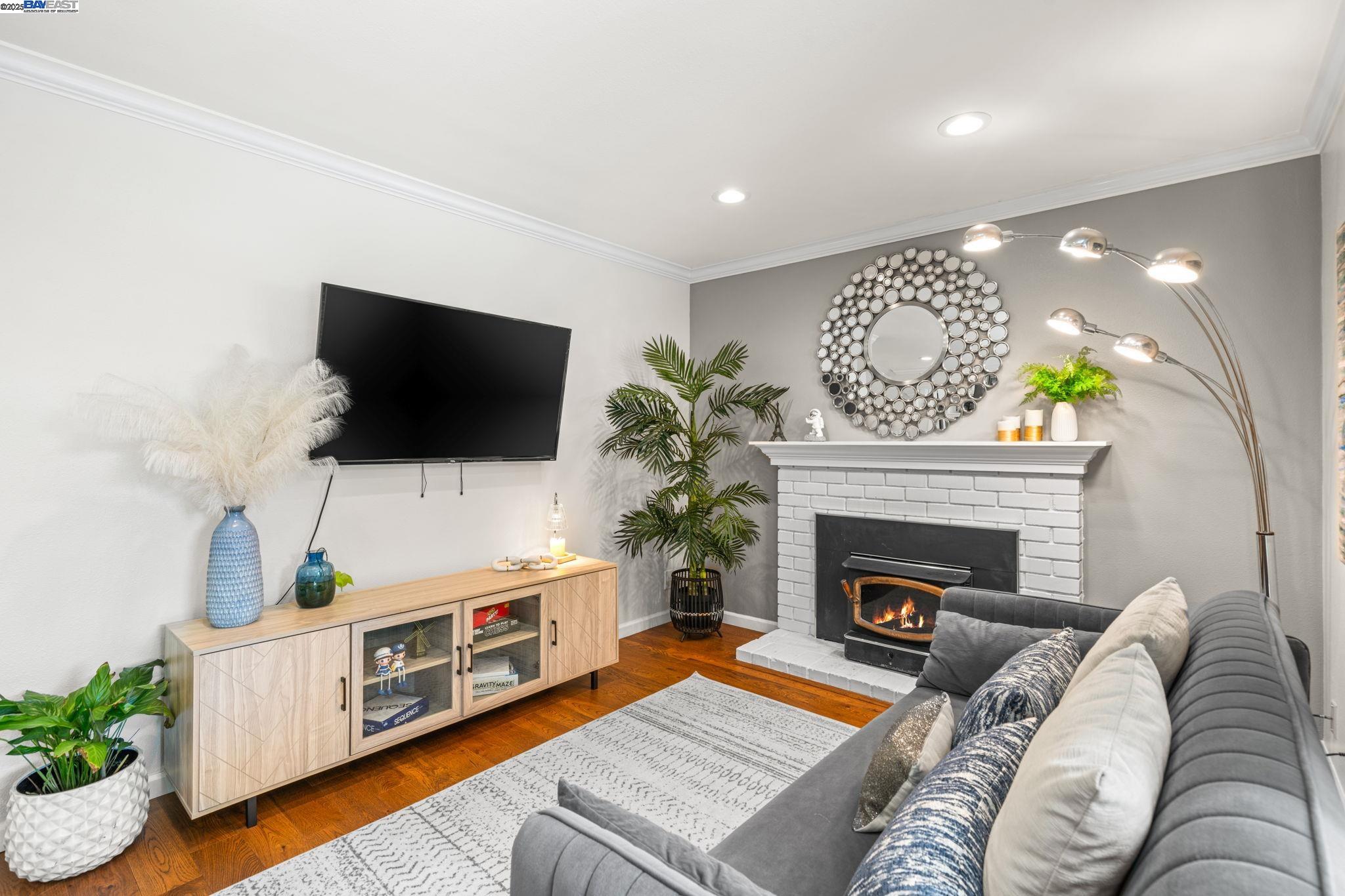 Detail Gallery Image 22 of 52 For 4336 Muirwood Dr, Pleasanton,  CA 94588 - 4 Beds | 2/1 Baths