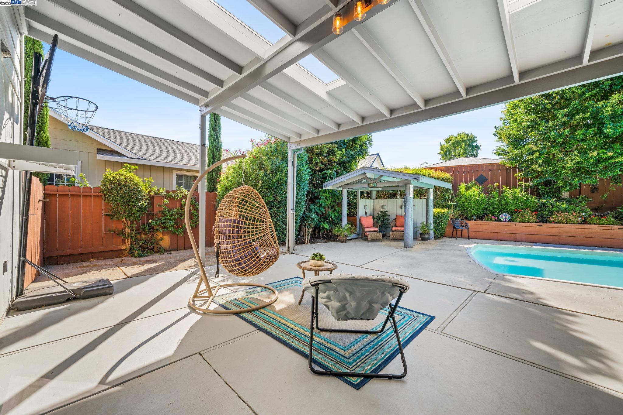 Detail Gallery Image 50 of 52 For 4336 Muirwood Dr, Pleasanton,  CA 94588 - 4 Beds | 2/1 Baths