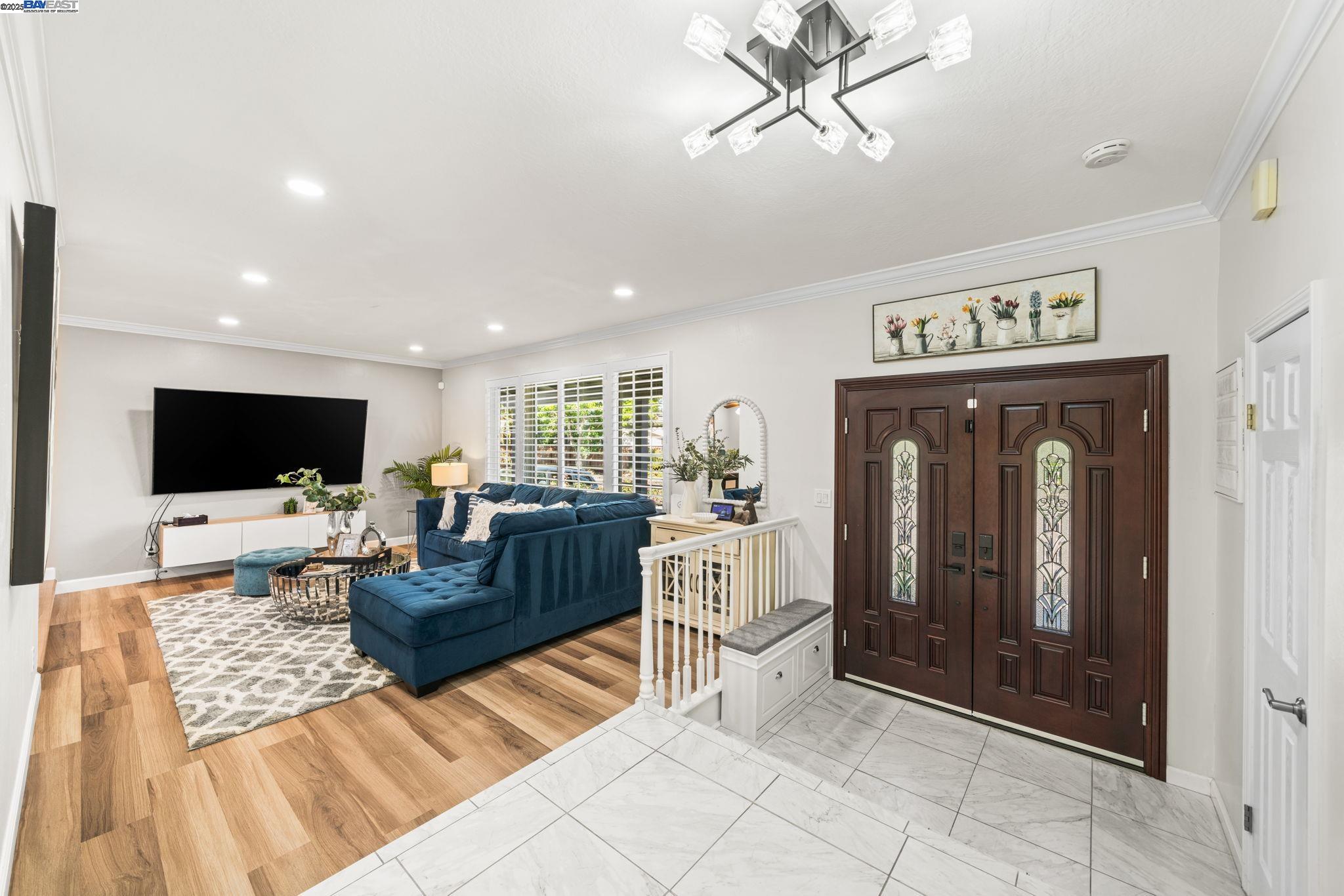 Detail Gallery Image 8 of 52 For 4336 Muirwood Dr, Pleasanton,  CA 94588 - 4 Beds | 2/1 Baths