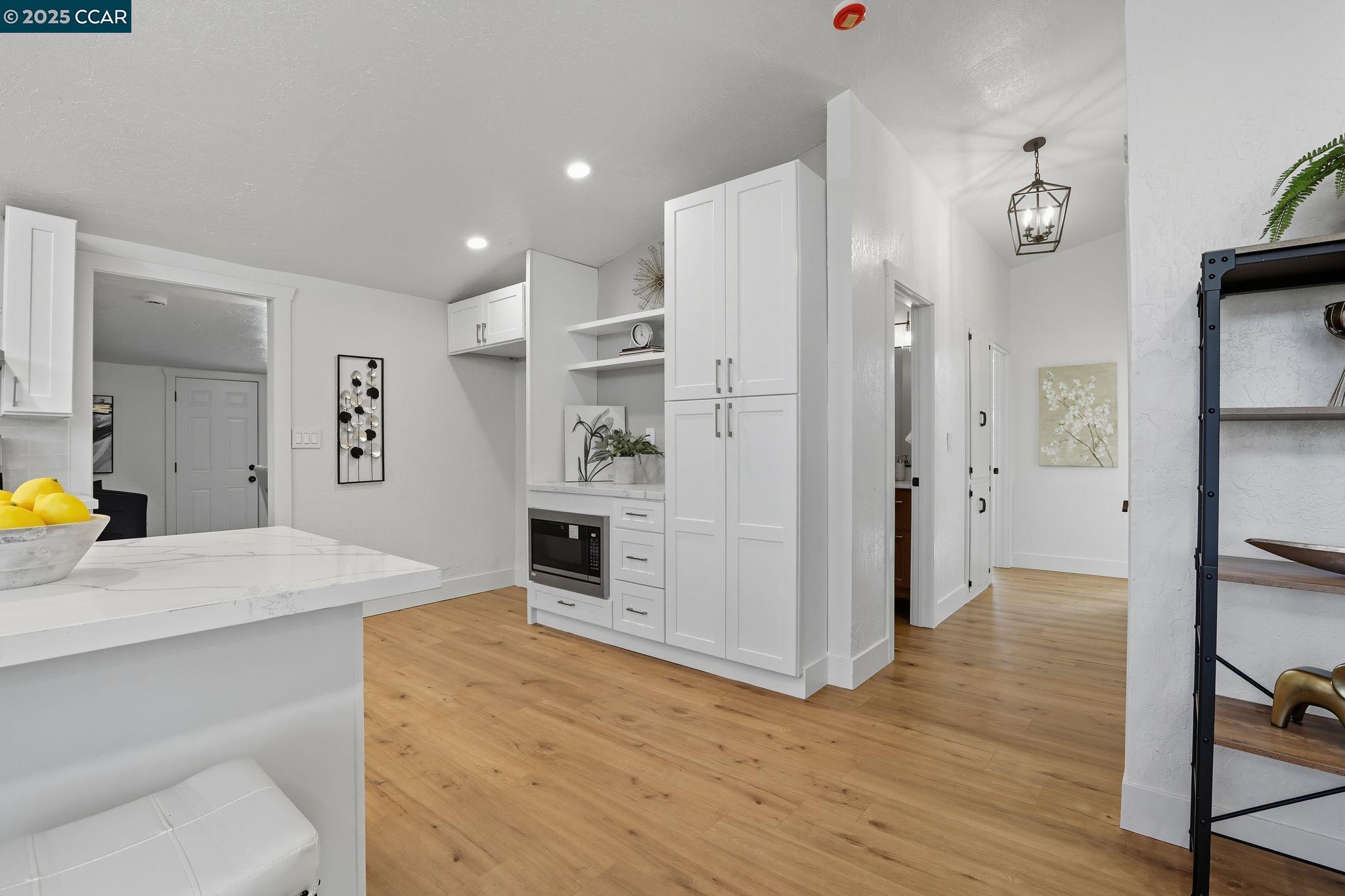 Detail Gallery Image 11 of 24 For 5813 42nd St, Sacramento,  CA 95824 - 3 Beds | 1 Baths