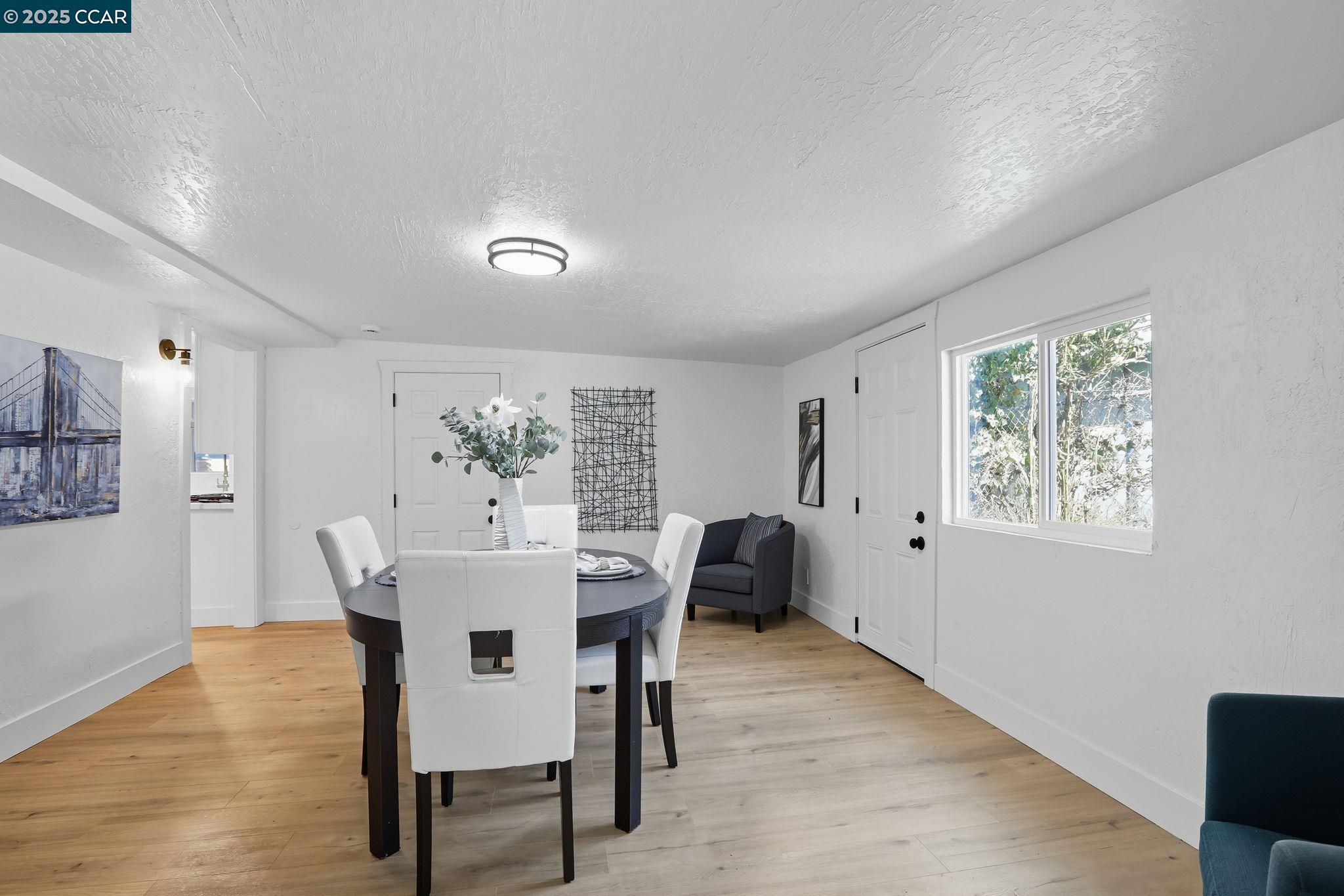 Detail Gallery Image 15 of 24 For 5813 42nd St, Sacramento,  CA 95824 - 3 Beds | 1 Baths